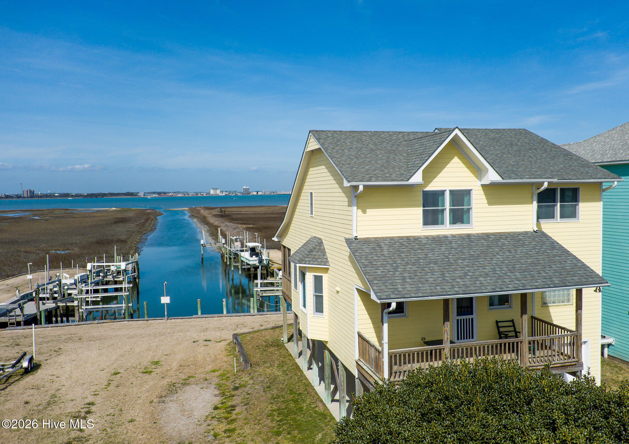 1711 E Fort Macon Road — photo