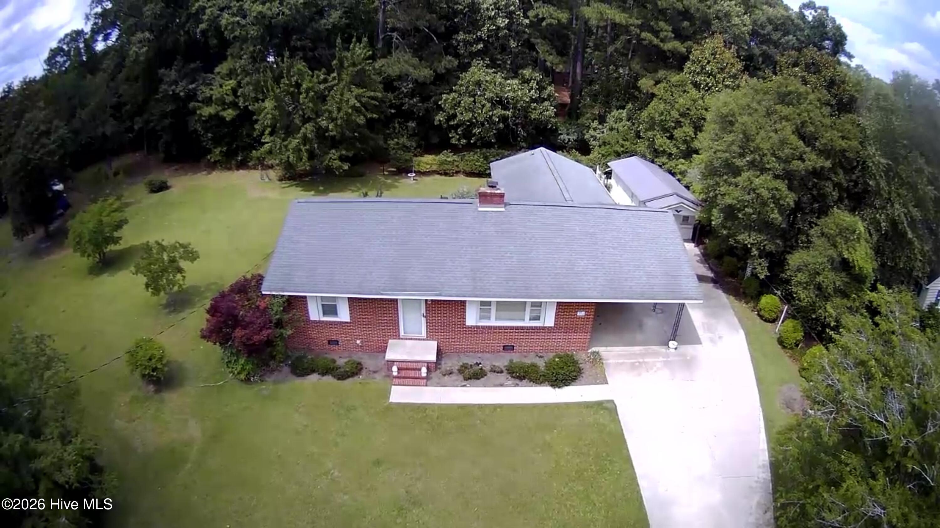 214 E Bladen Street — photo