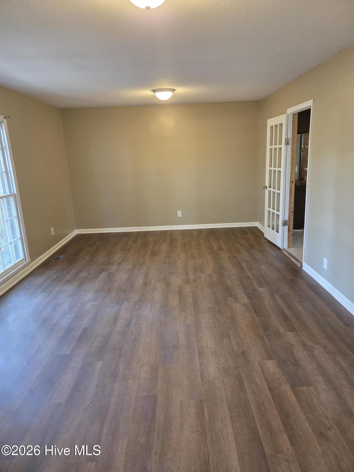 802 Eagle Road, Kinston, NC 28501 — photo 2