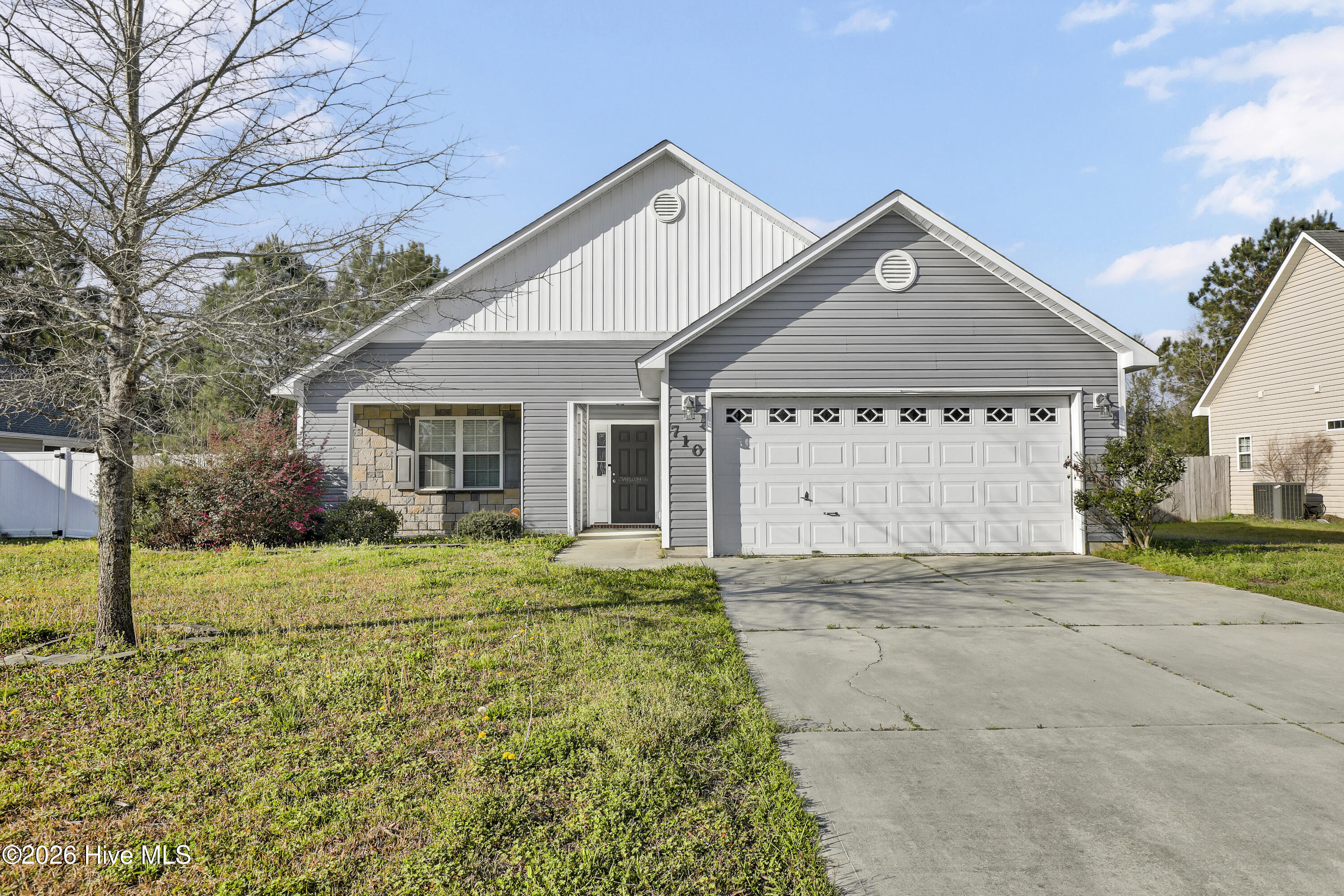 710 Savannah Drive — photo