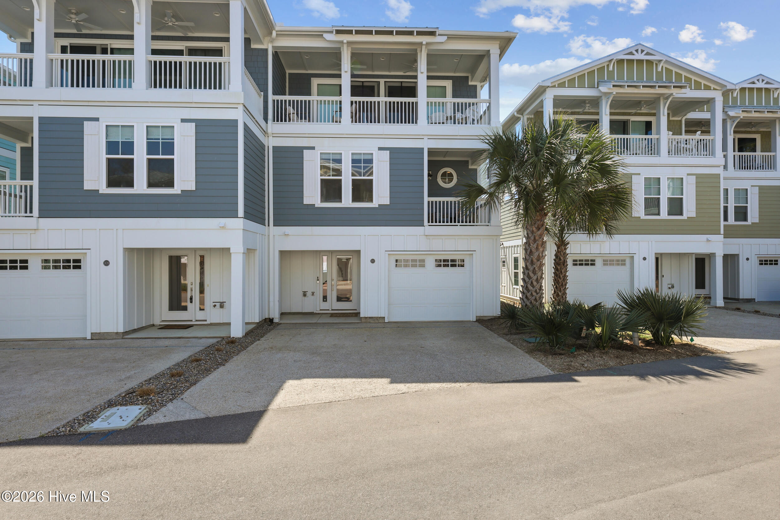 313 Red Lewis Drive 13 — photo