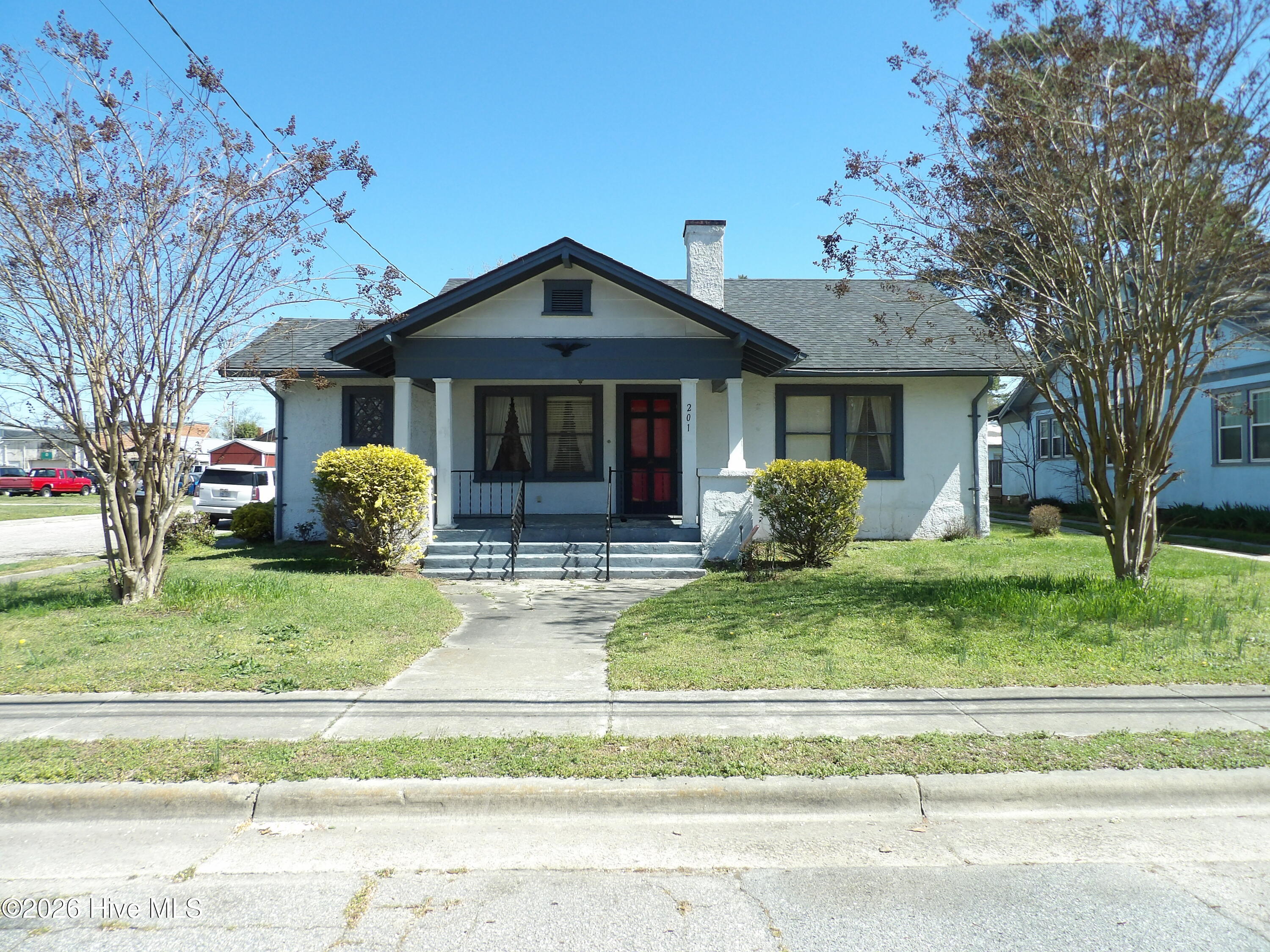 201 E Thompson Avenue — photo