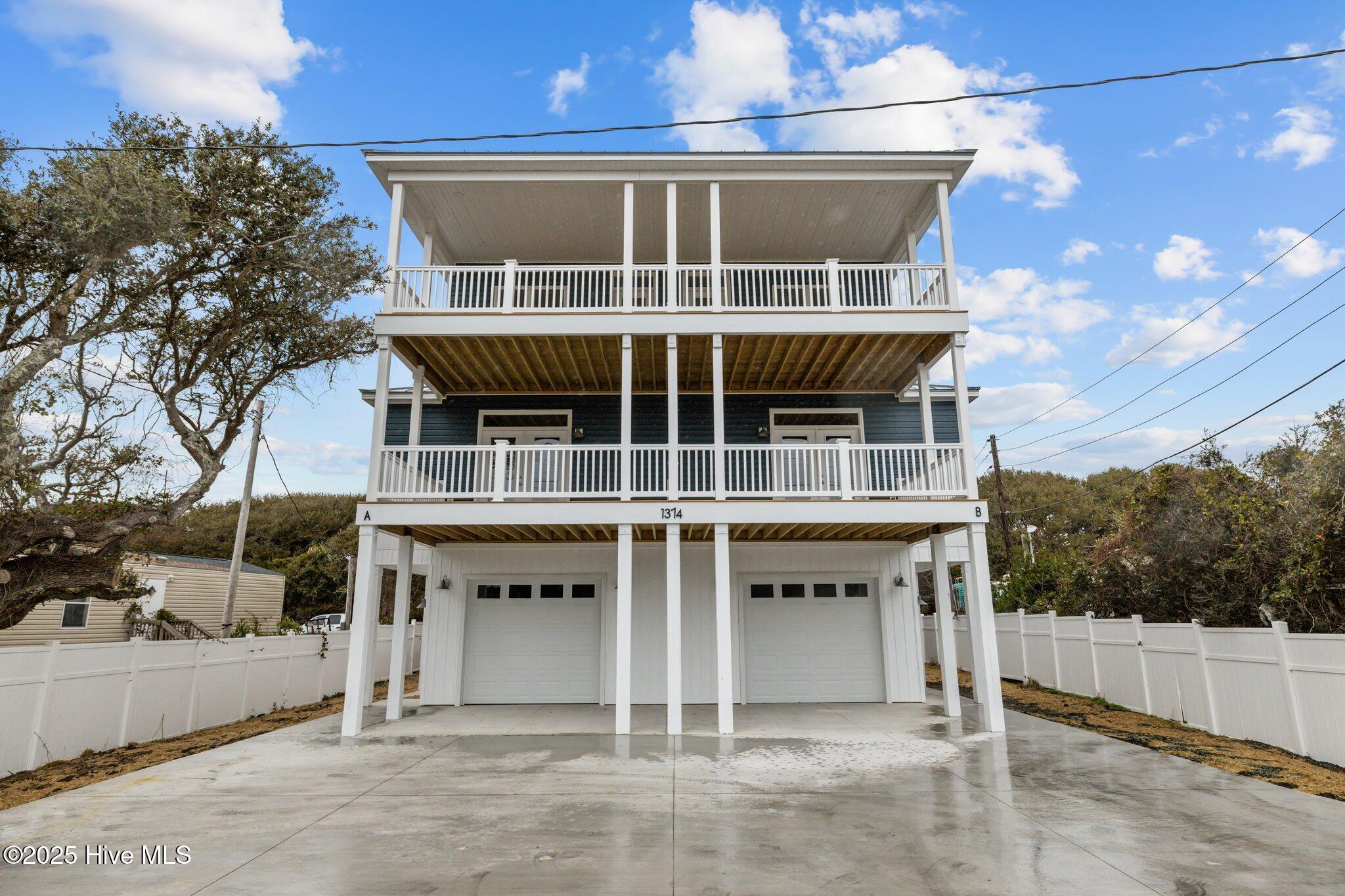 1374 Salter Path Road — photo