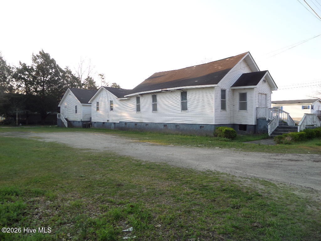 Home in New Bern, NC 28560 — photo 2