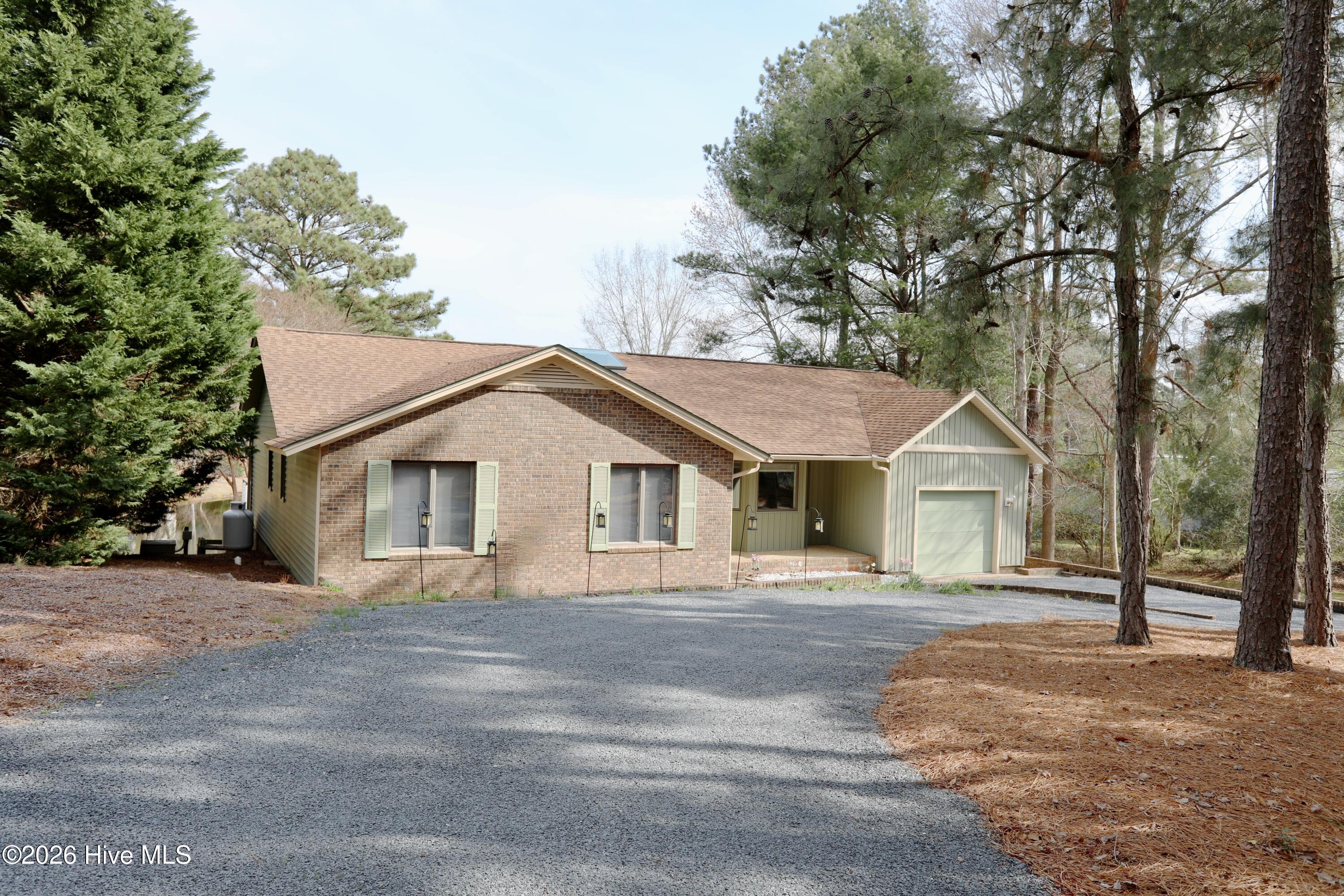 116 Shagbark Court — photo