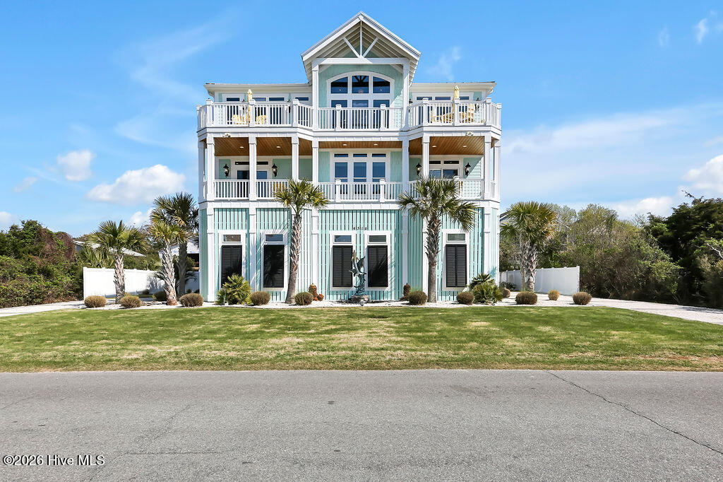 4314 E Dolphin Drive — photo