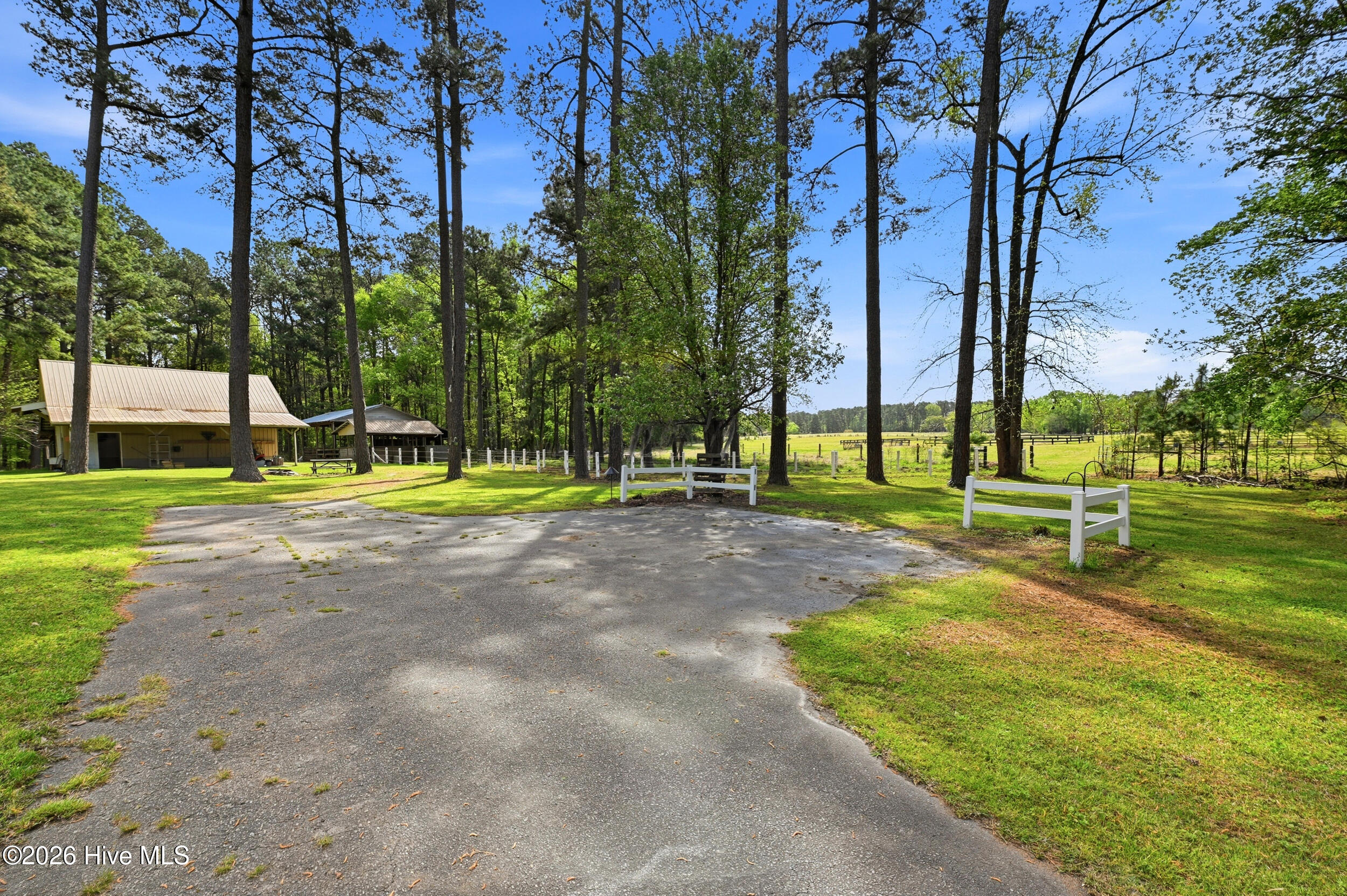 2639 Nc Highway 211 — photo