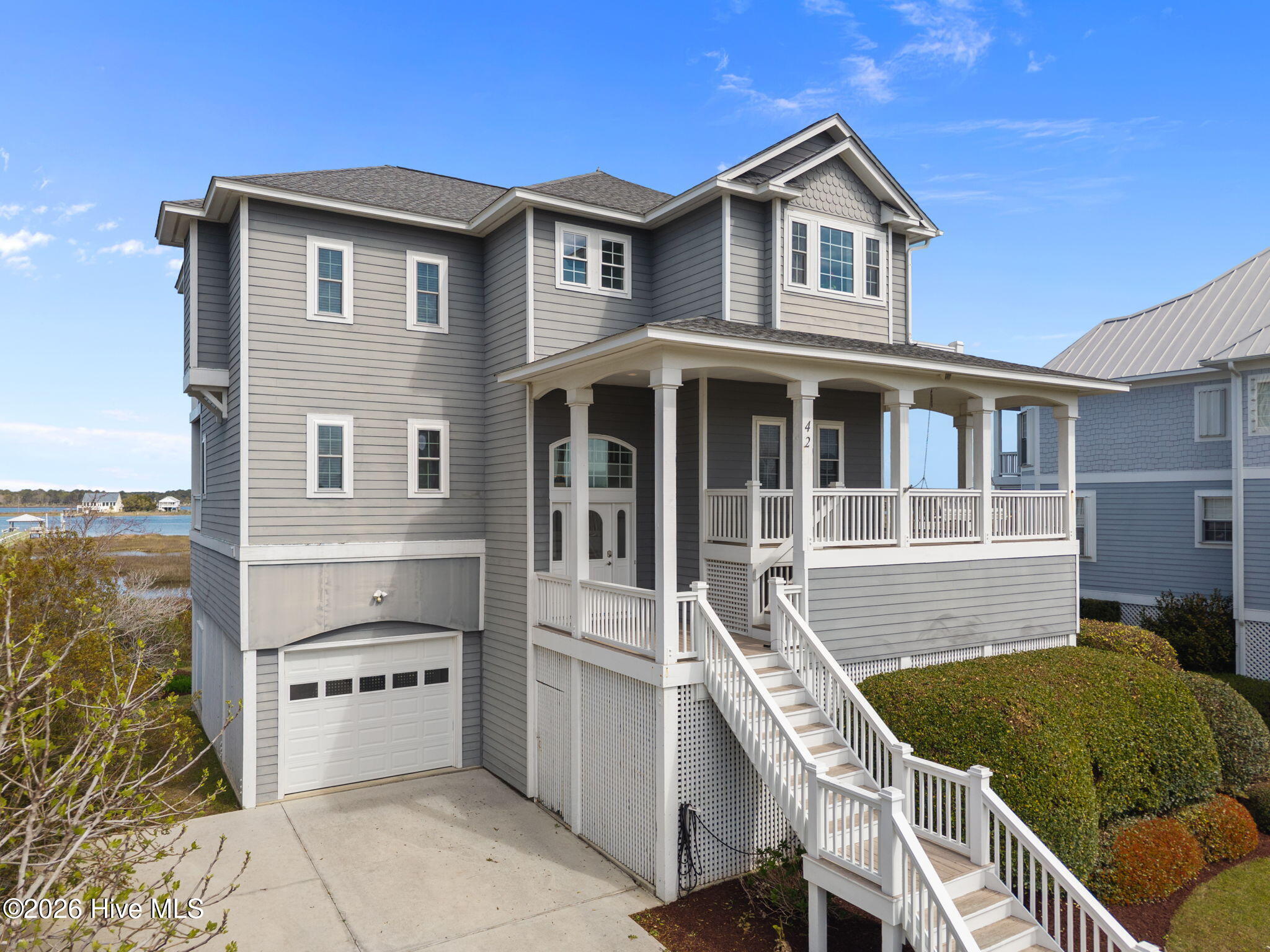 42 Sailview Drive — photo