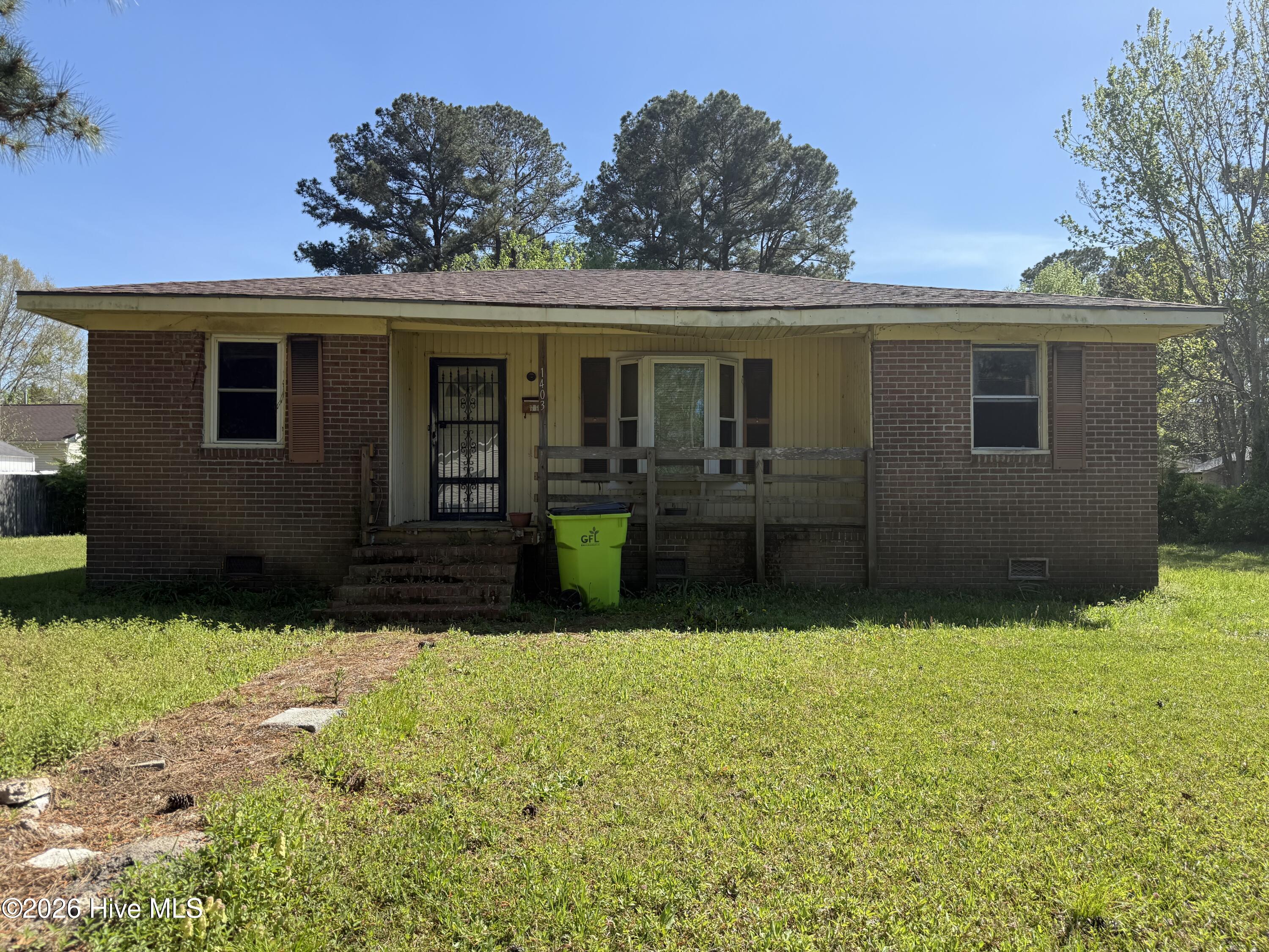 1403 Devers Circle — photo