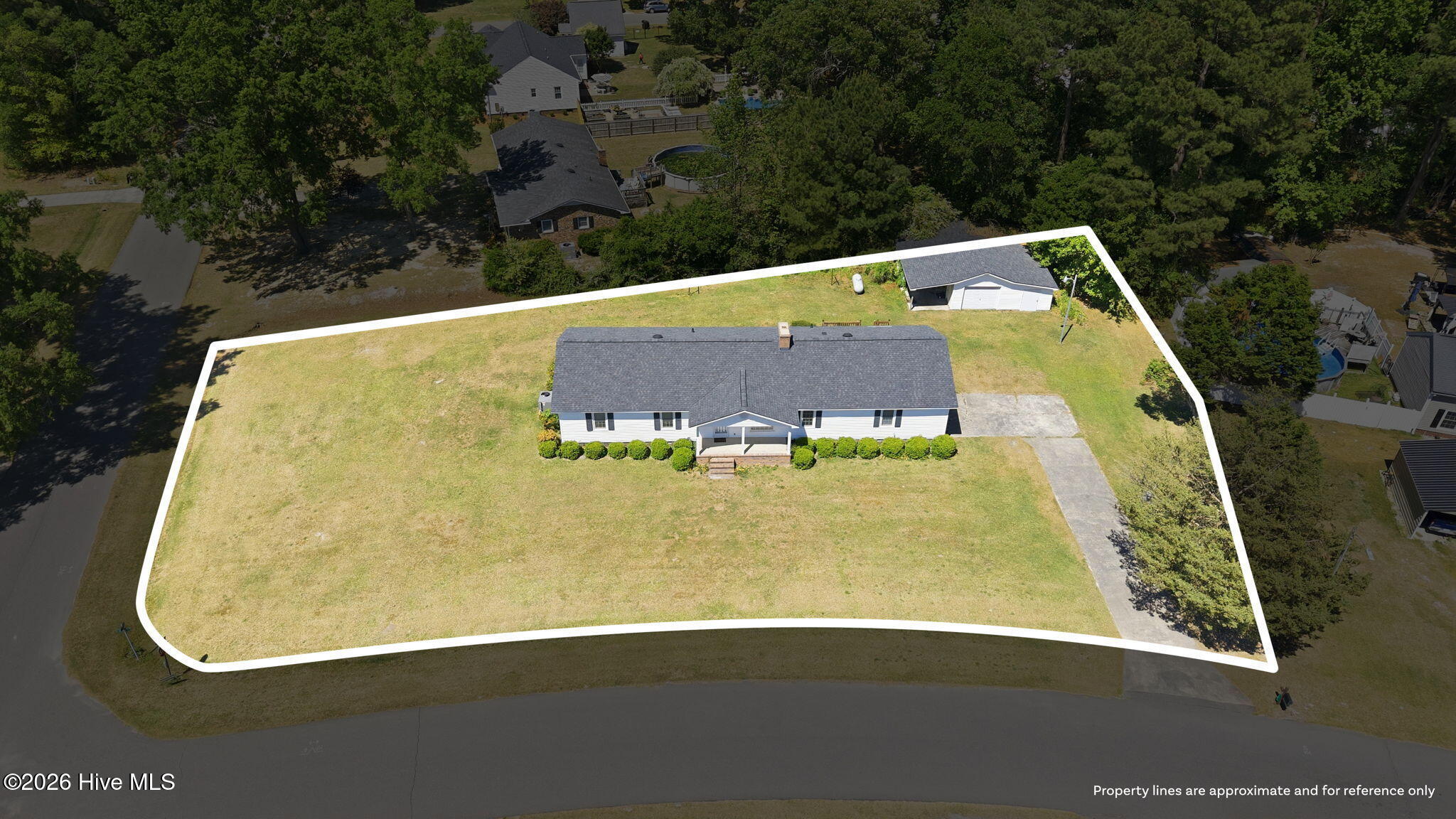 101 Leon Drive — photo
