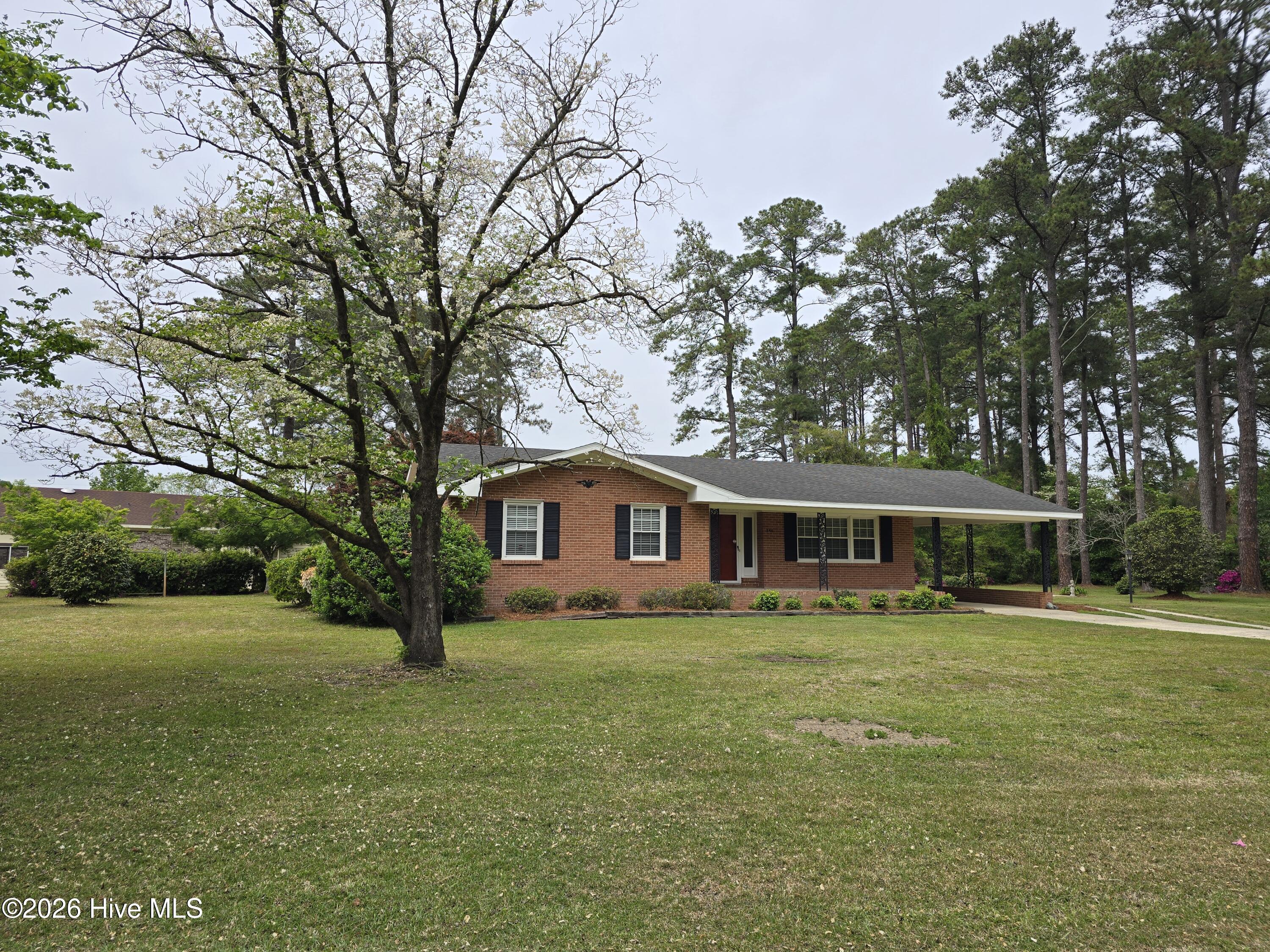 346 Pinecrest Drive — photo