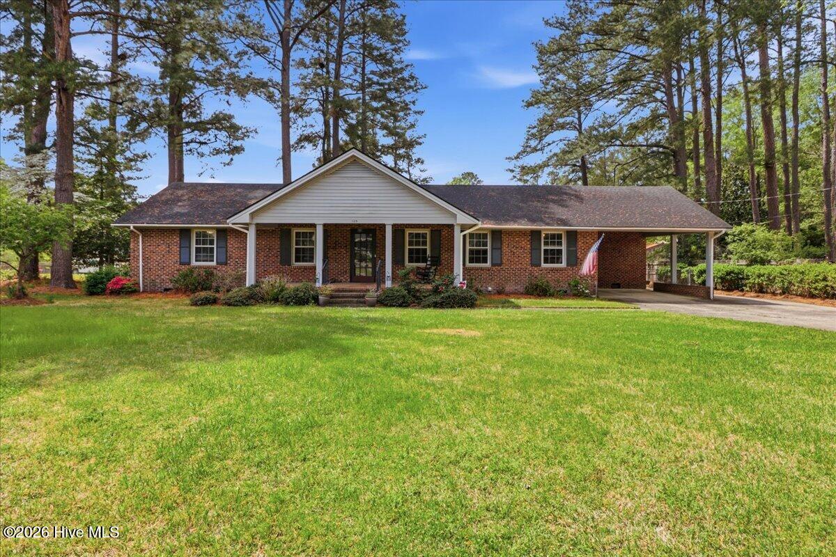 125 Avondale Court — photo