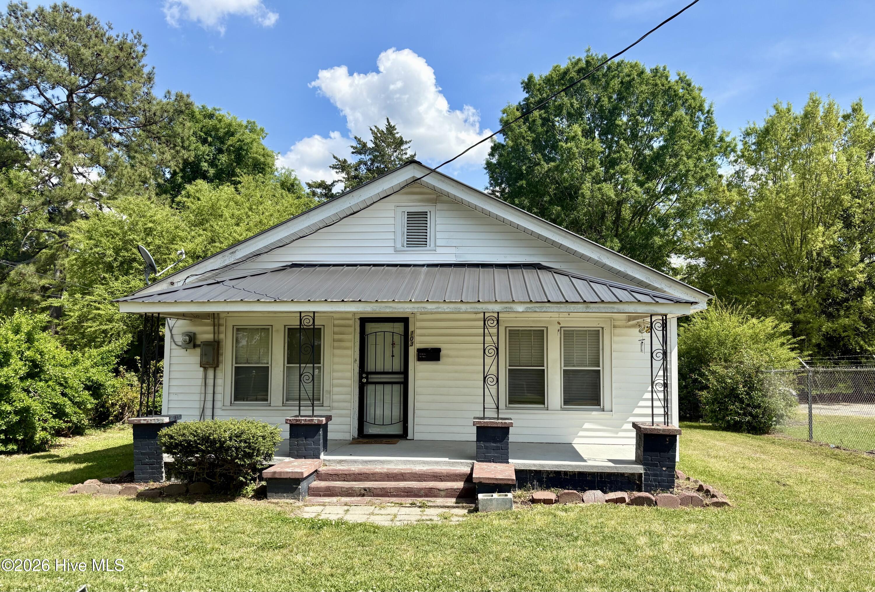 103 S Wooten Street — photo