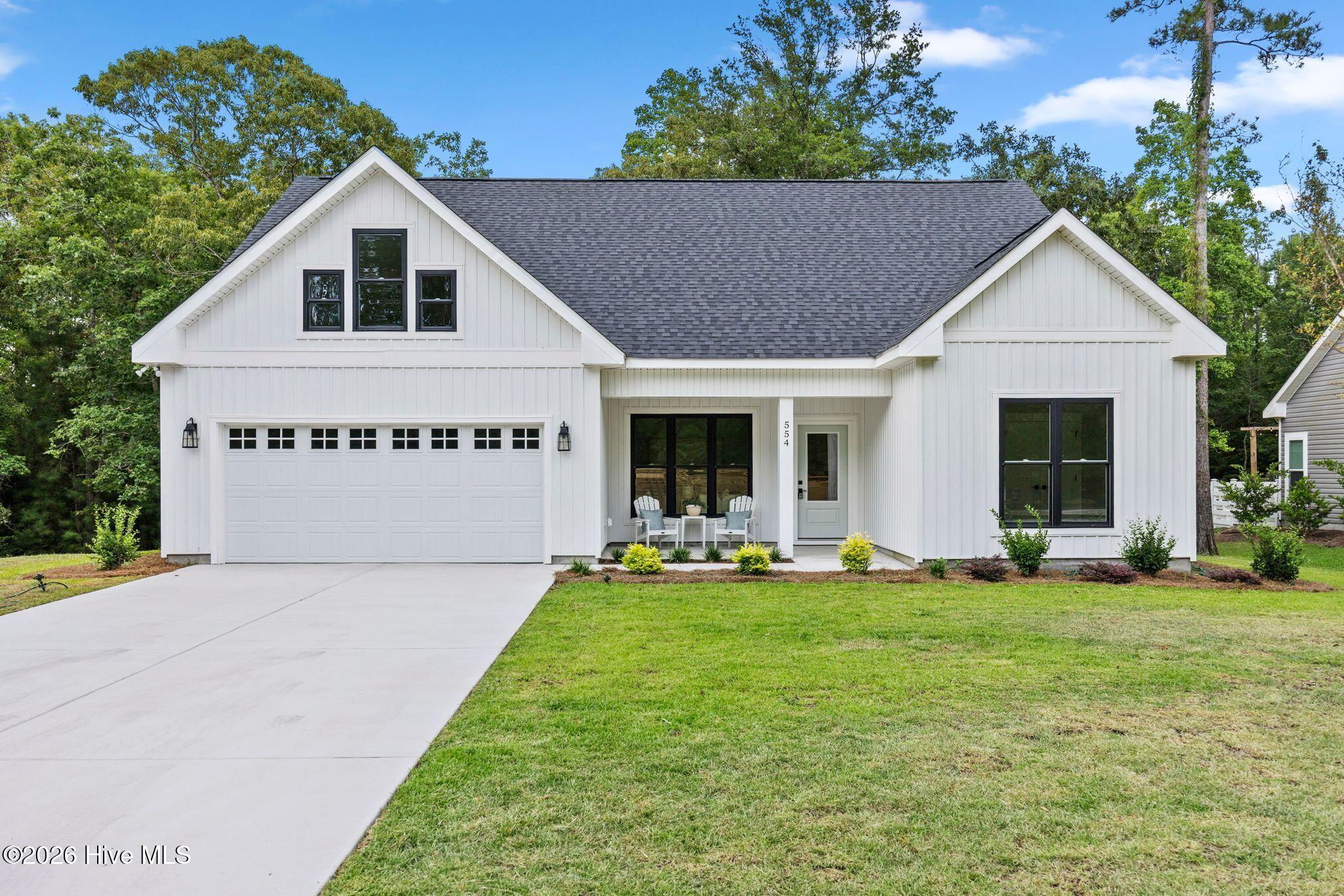 554 Sanctuary Point SW — photo