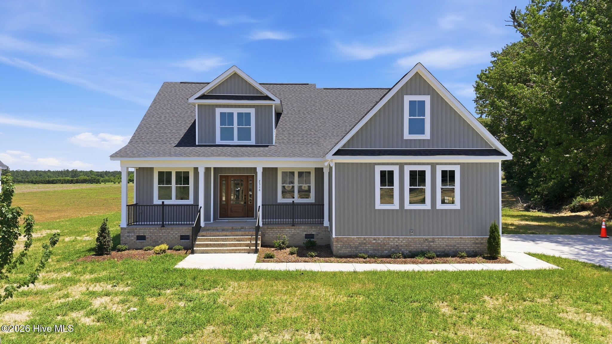 2316 Heartland Road — photo