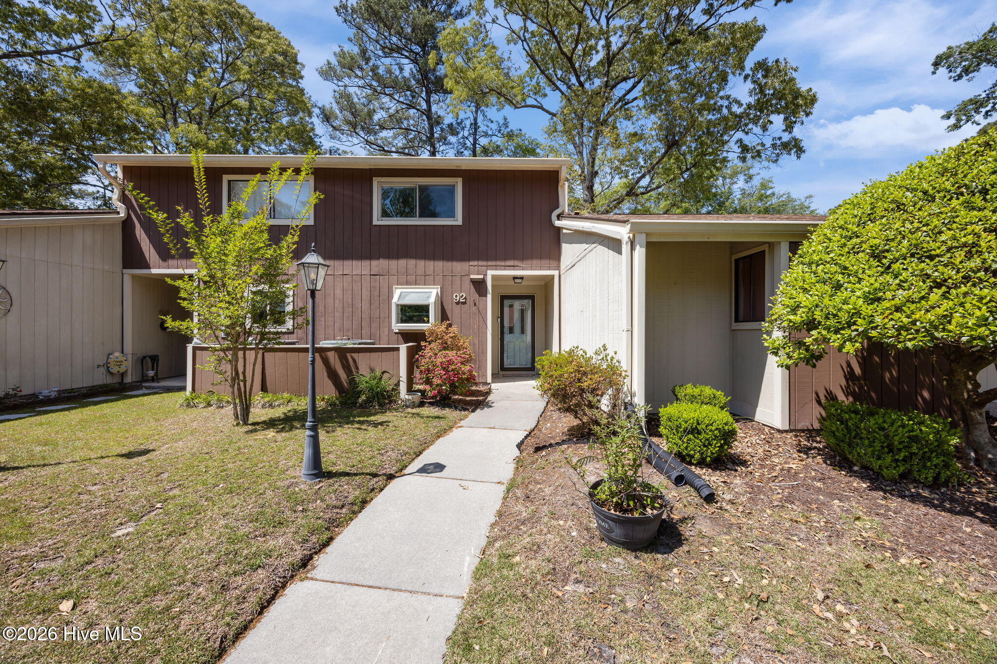 92 Quarterdeck Townes — photo