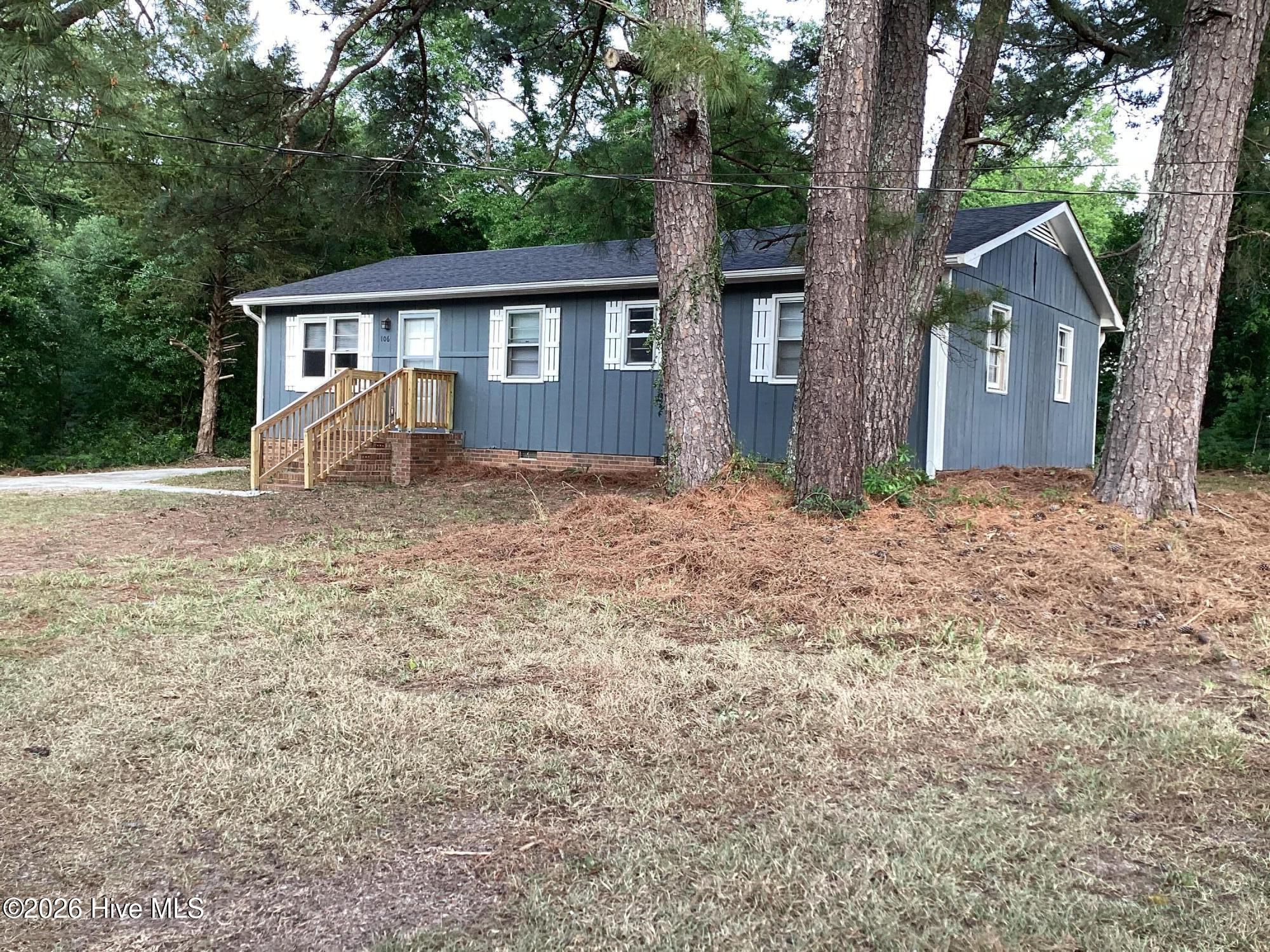 106 Mcarthur Drive — photo