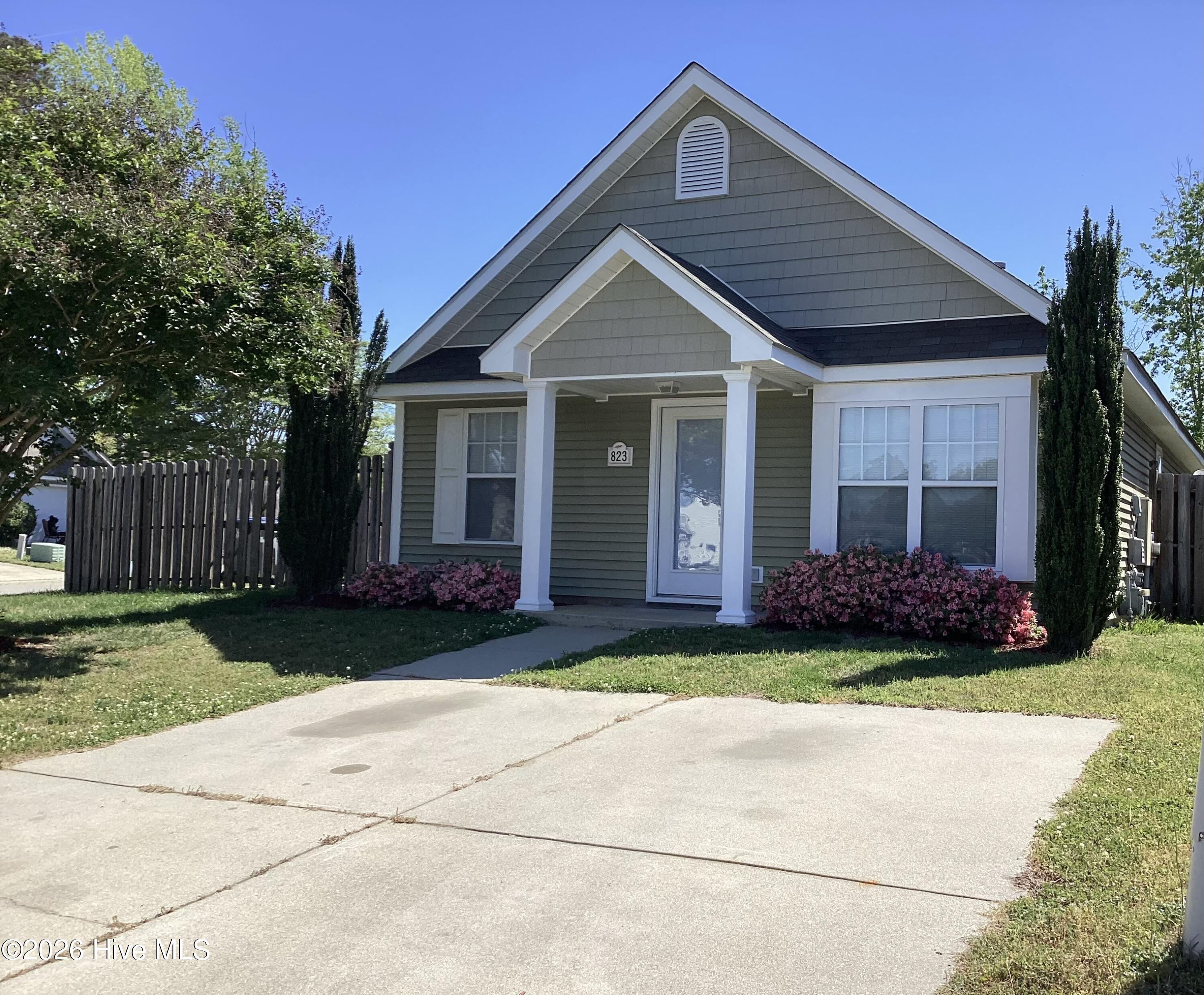 823 Sugar Creek Road — photo