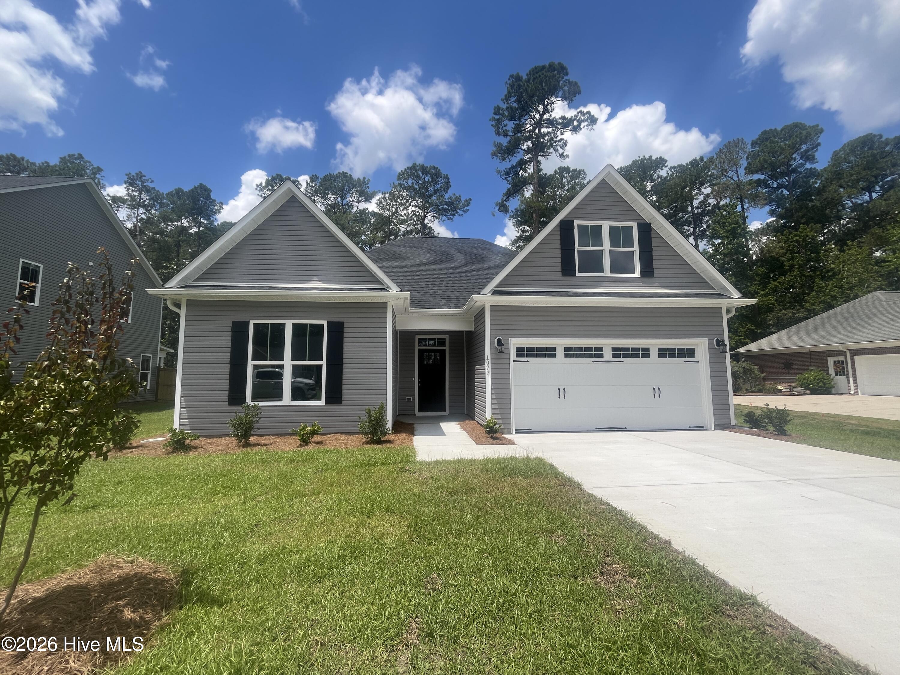 1077 Echo Drive NE — photo