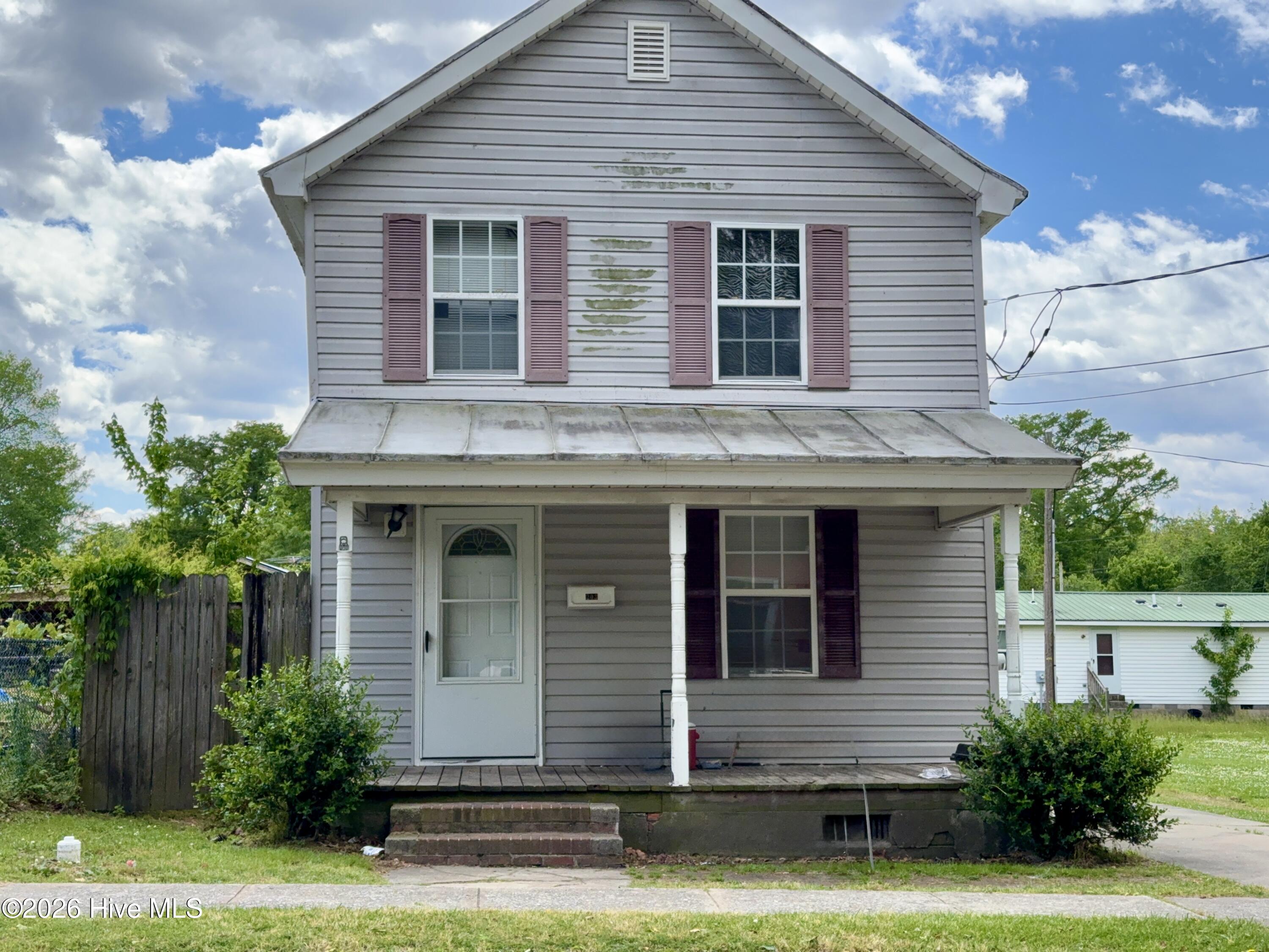 203 King Street — photo
