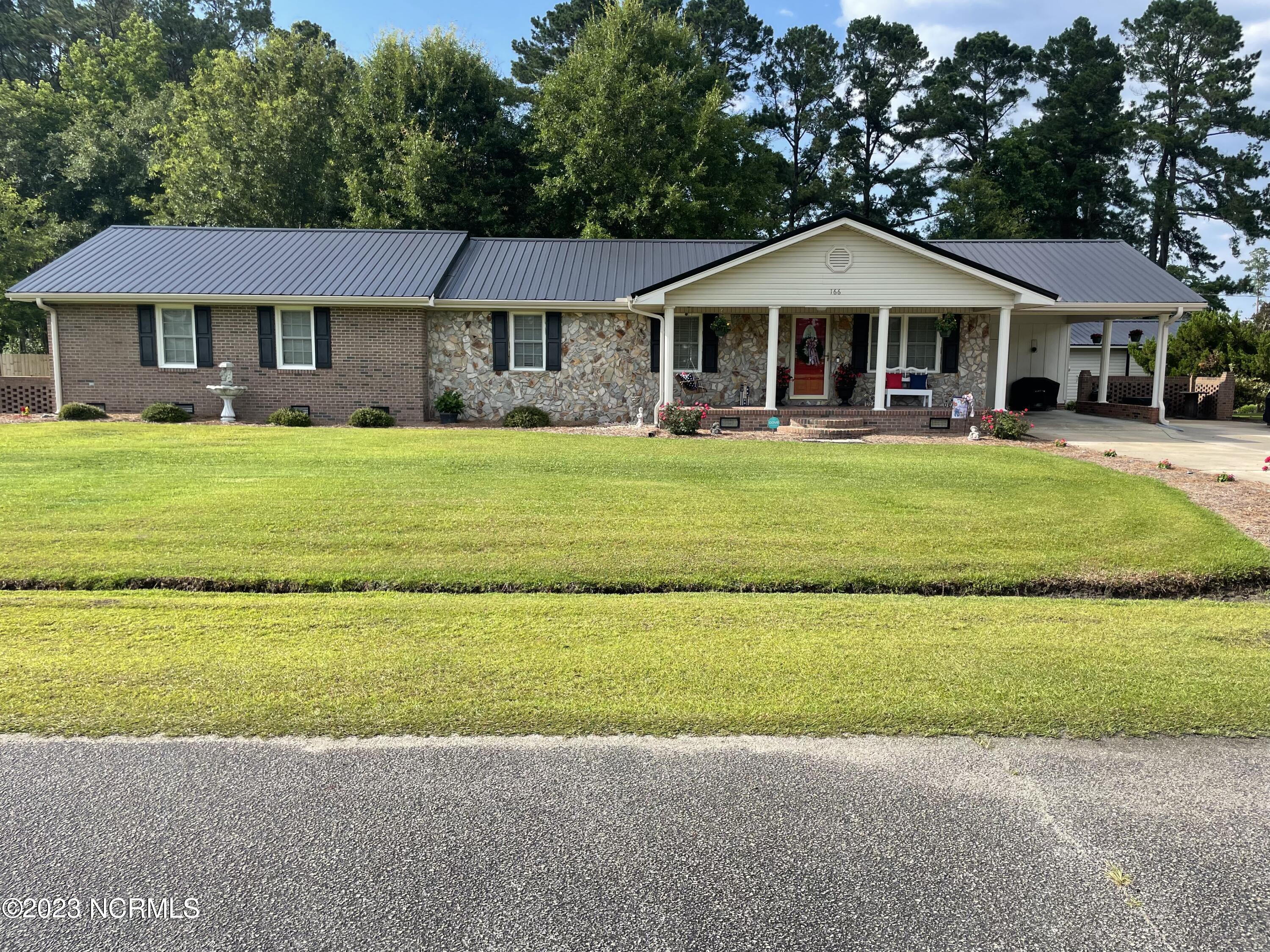 166 Pine Tree Lane — photo