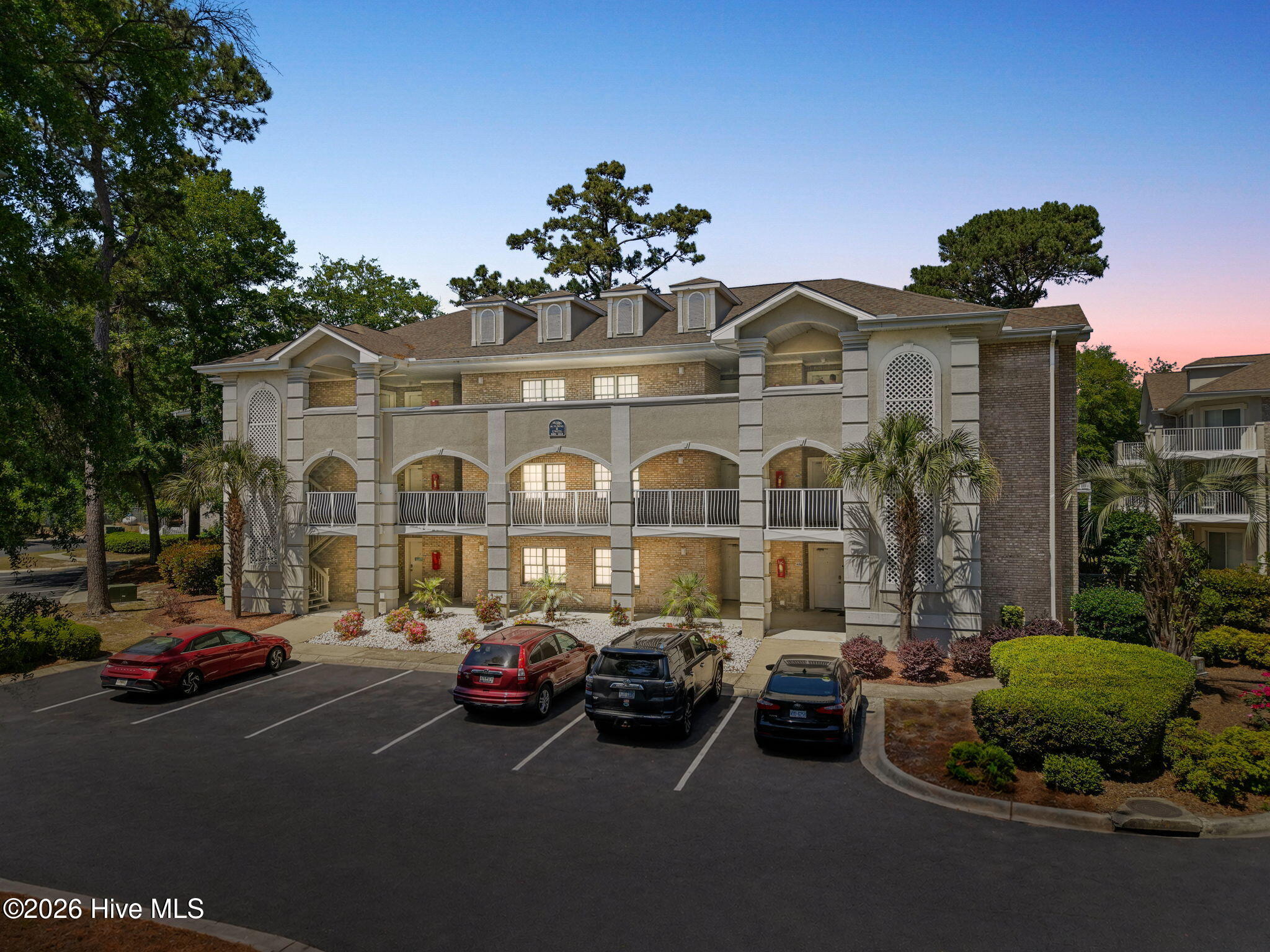 908 Resort Circle Unit 512 — photo