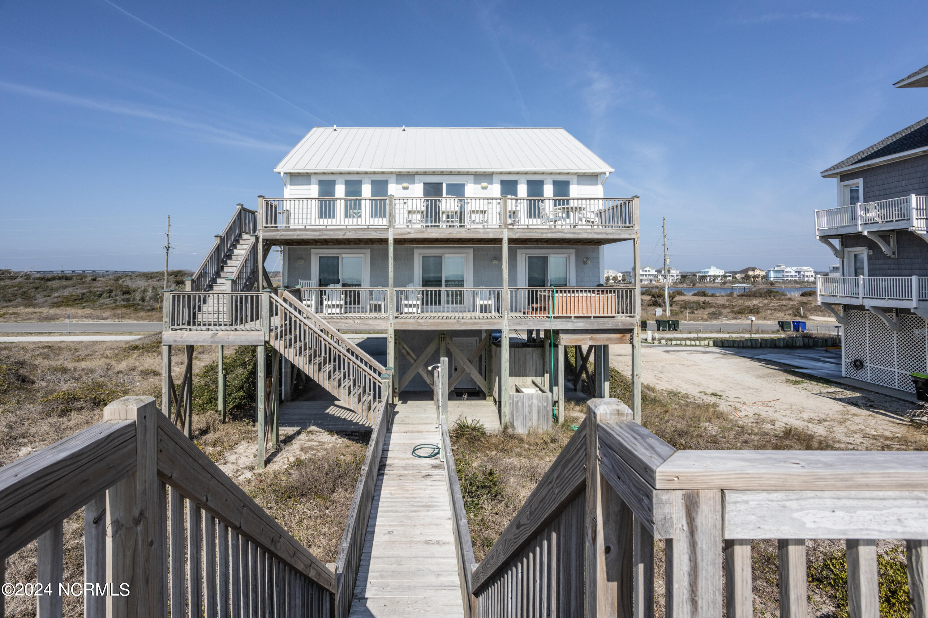 388 New River Inlet Road — photo