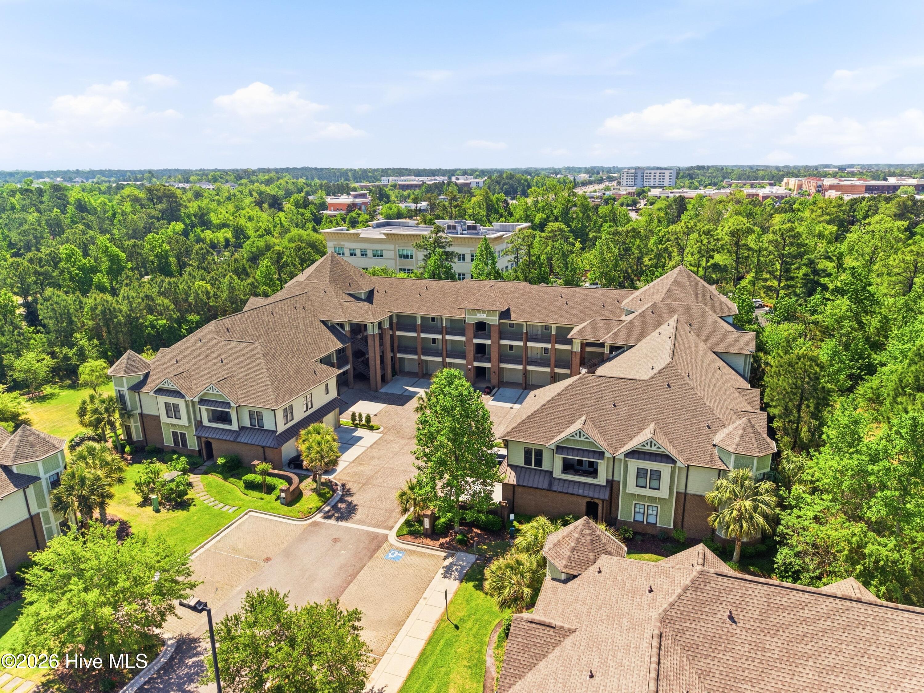 648 Village Park Drive 204 — photo