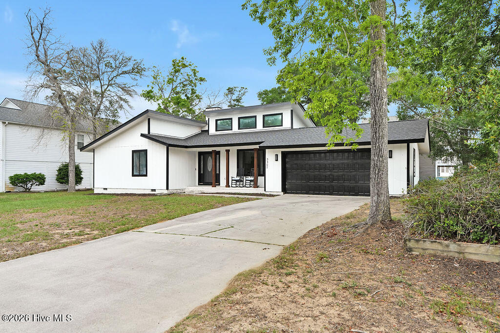 3307 E Oak Island Drive — photo