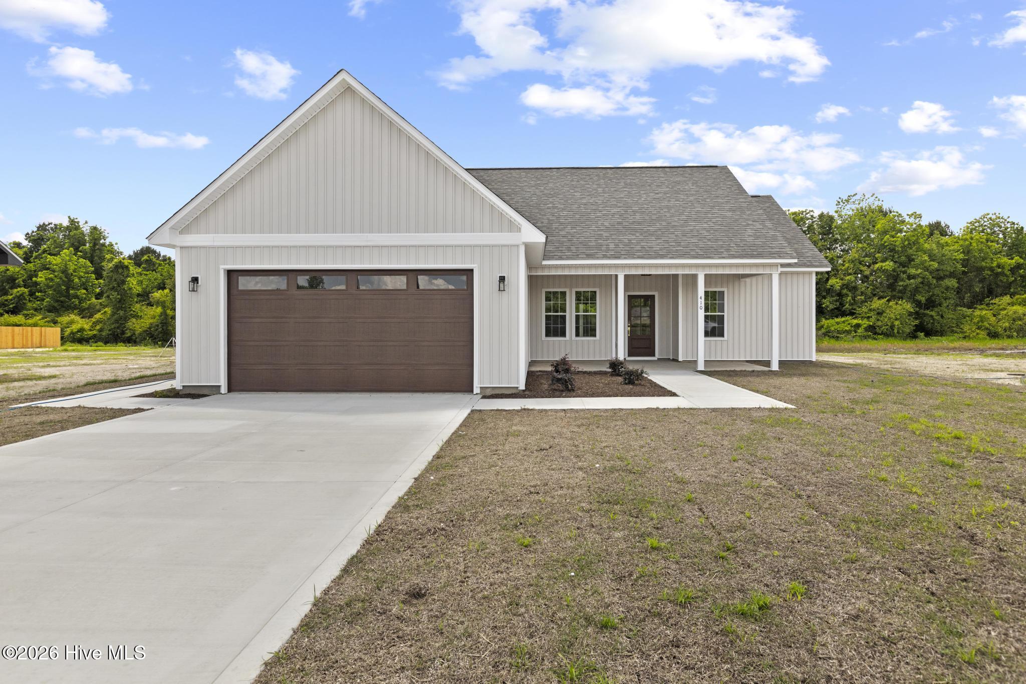 402 Wade Drive — photo