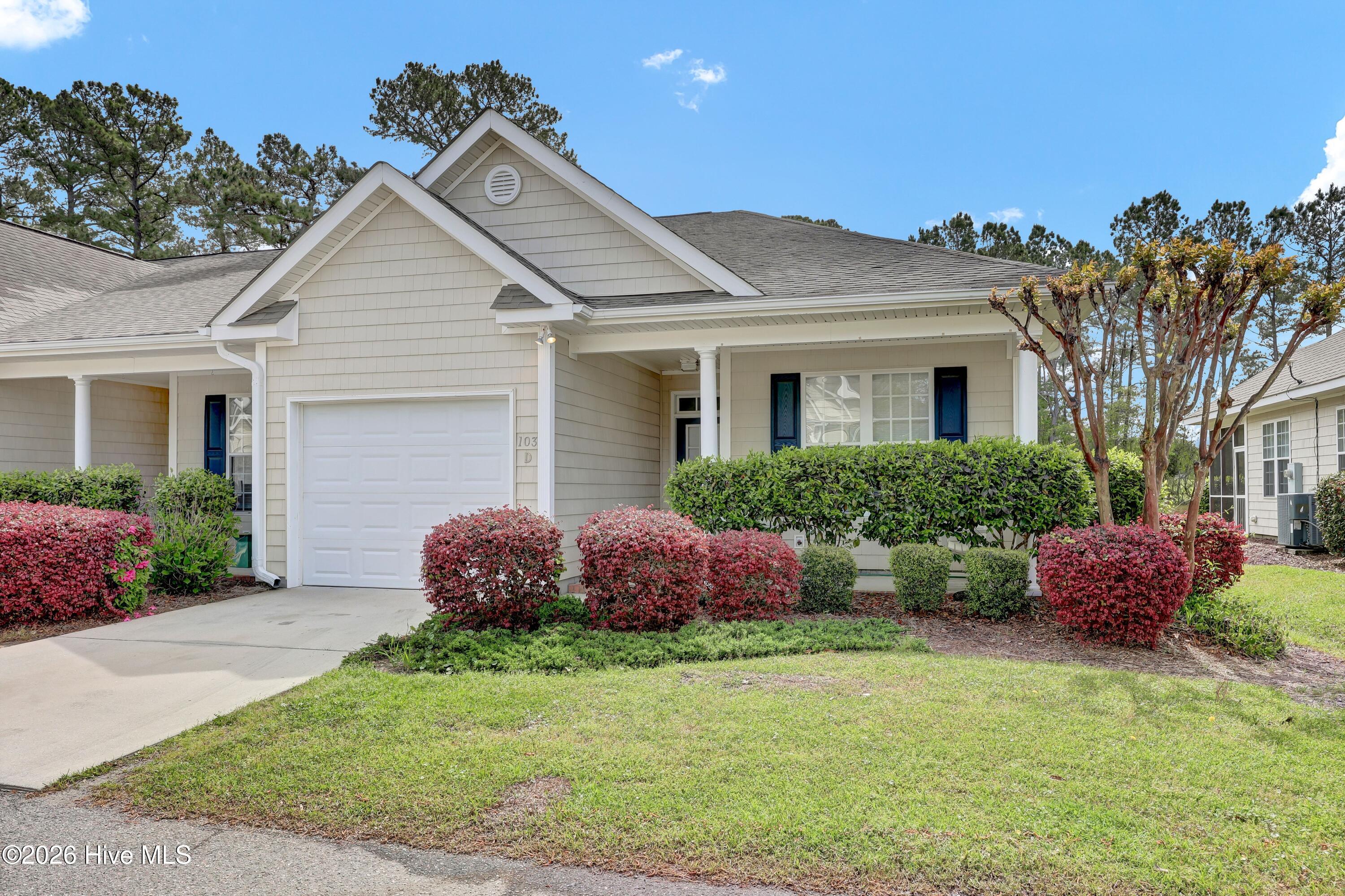 103 Thrasher Court Unit D — photo