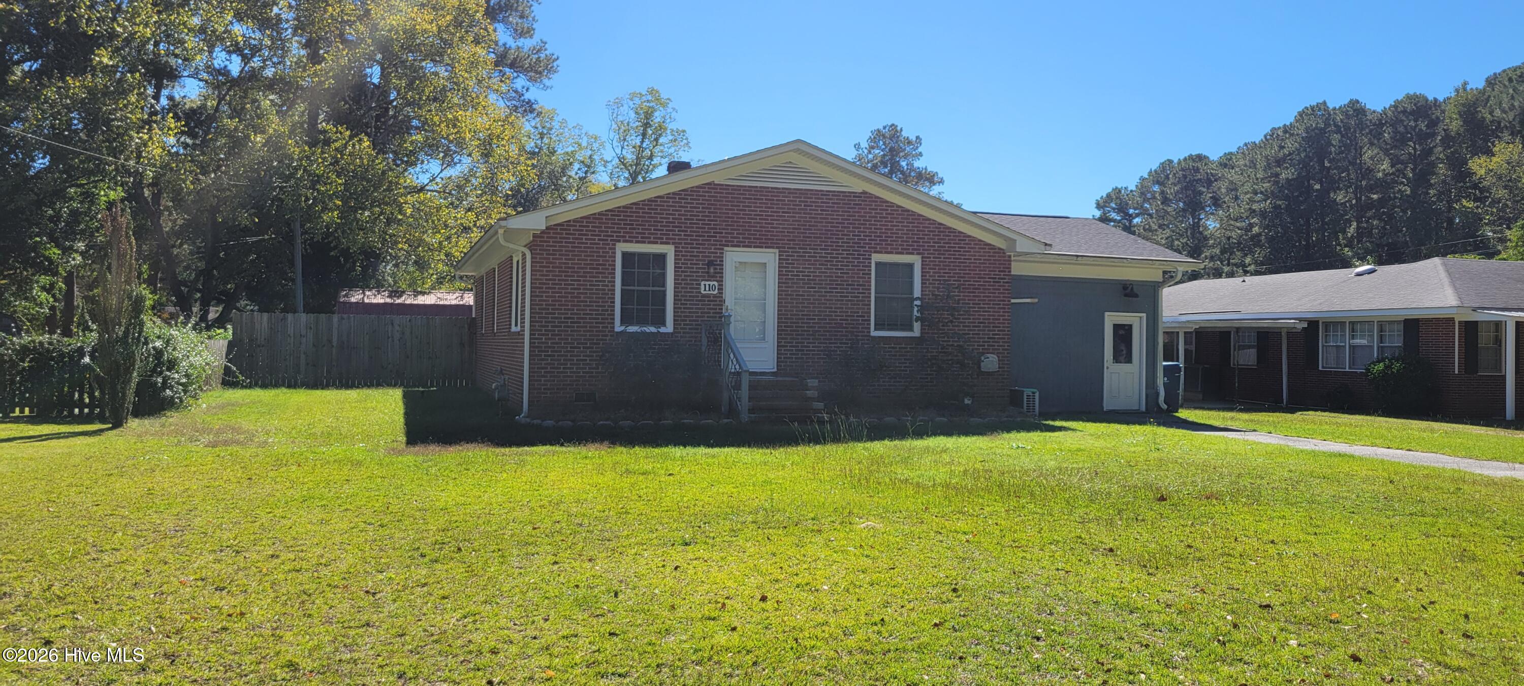 110 Landon Drive — photo