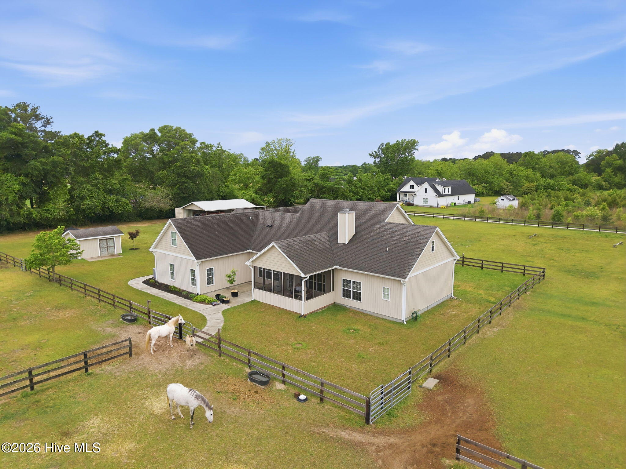Home in Castle Hayne, NC 28429 — photo 2