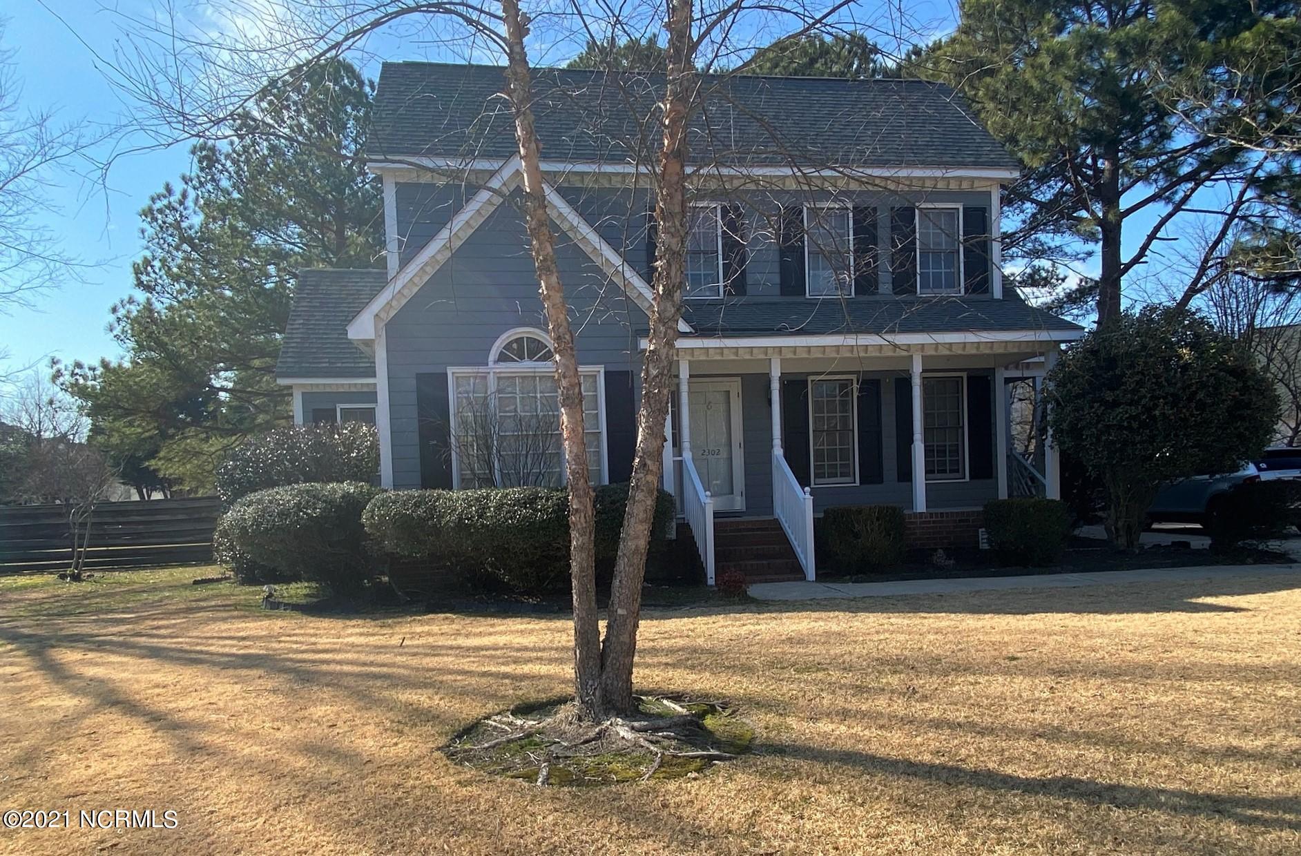 2302 Stirrup Court — photo