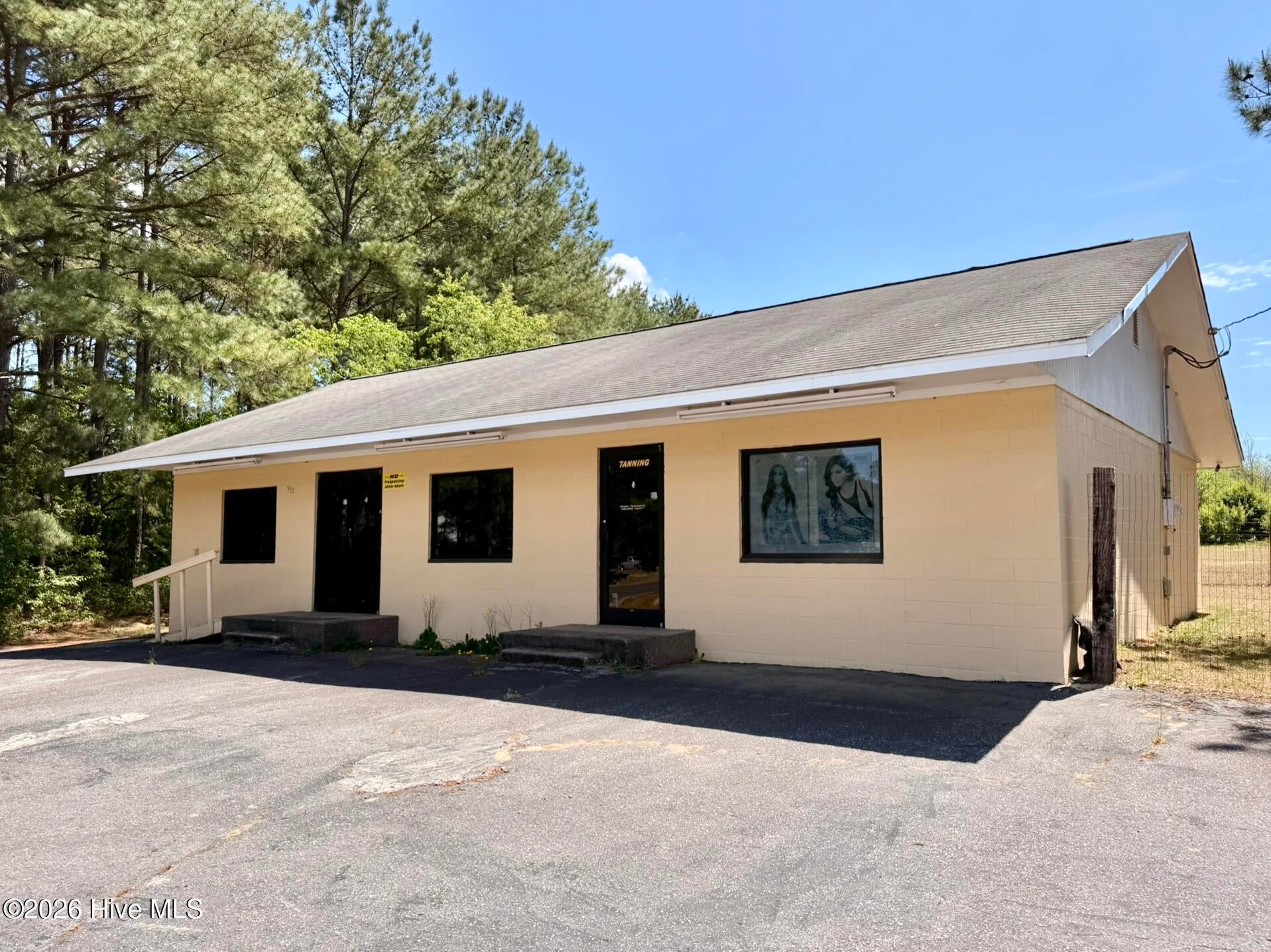 557 Old Cheraw Highway — photo