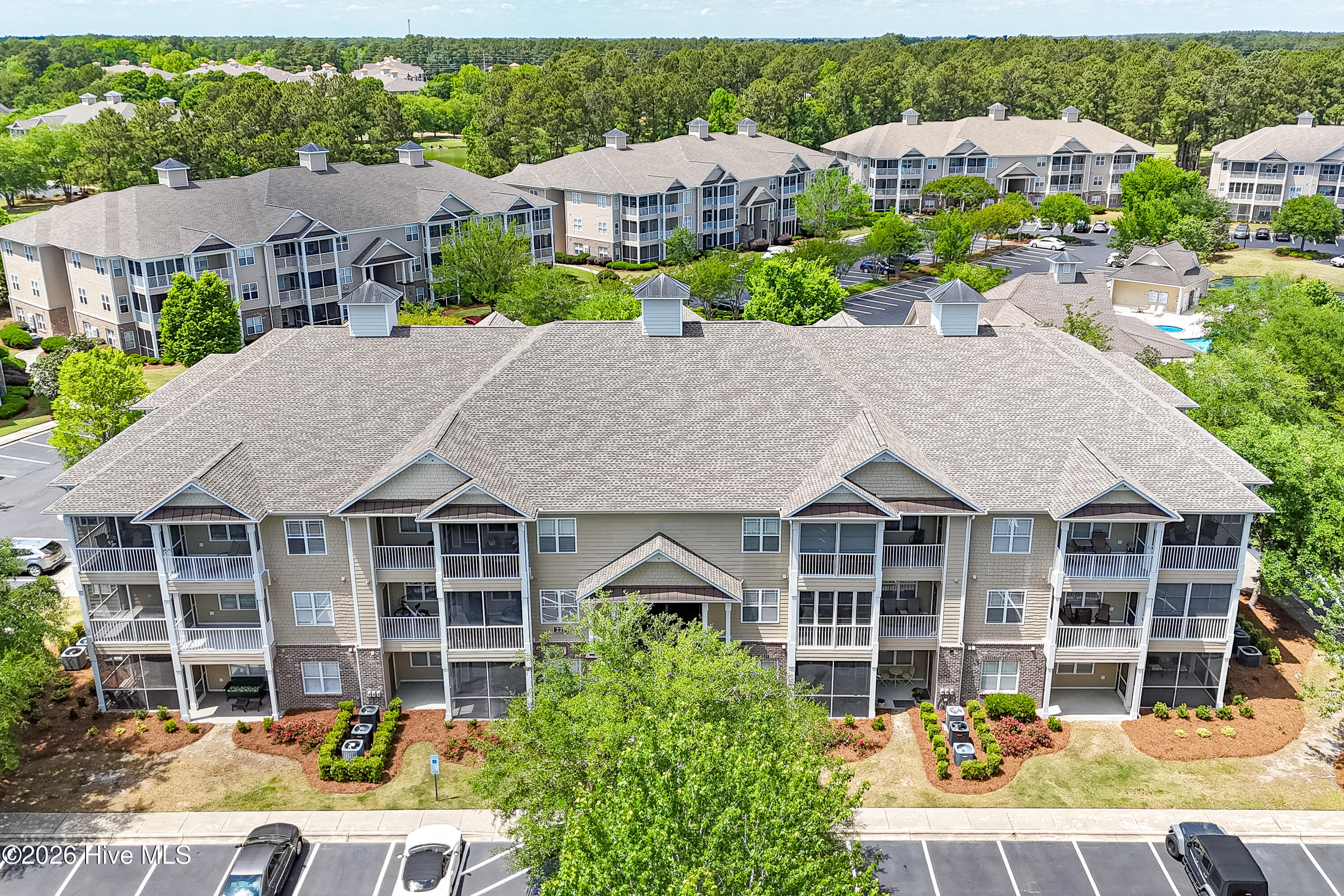 221 Woodlands Way Unit 19 — photo