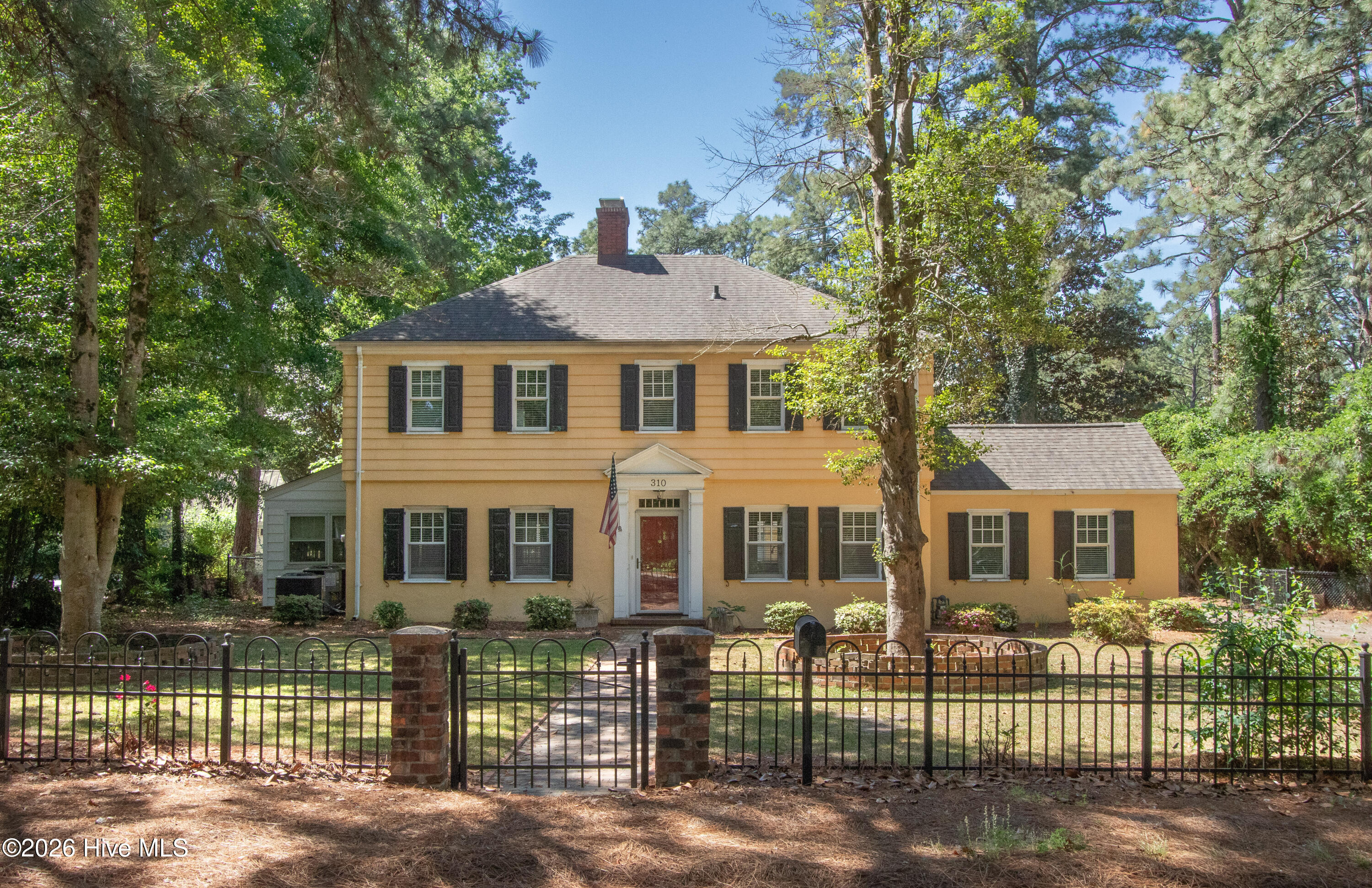 310 E Morganton Road — photo
