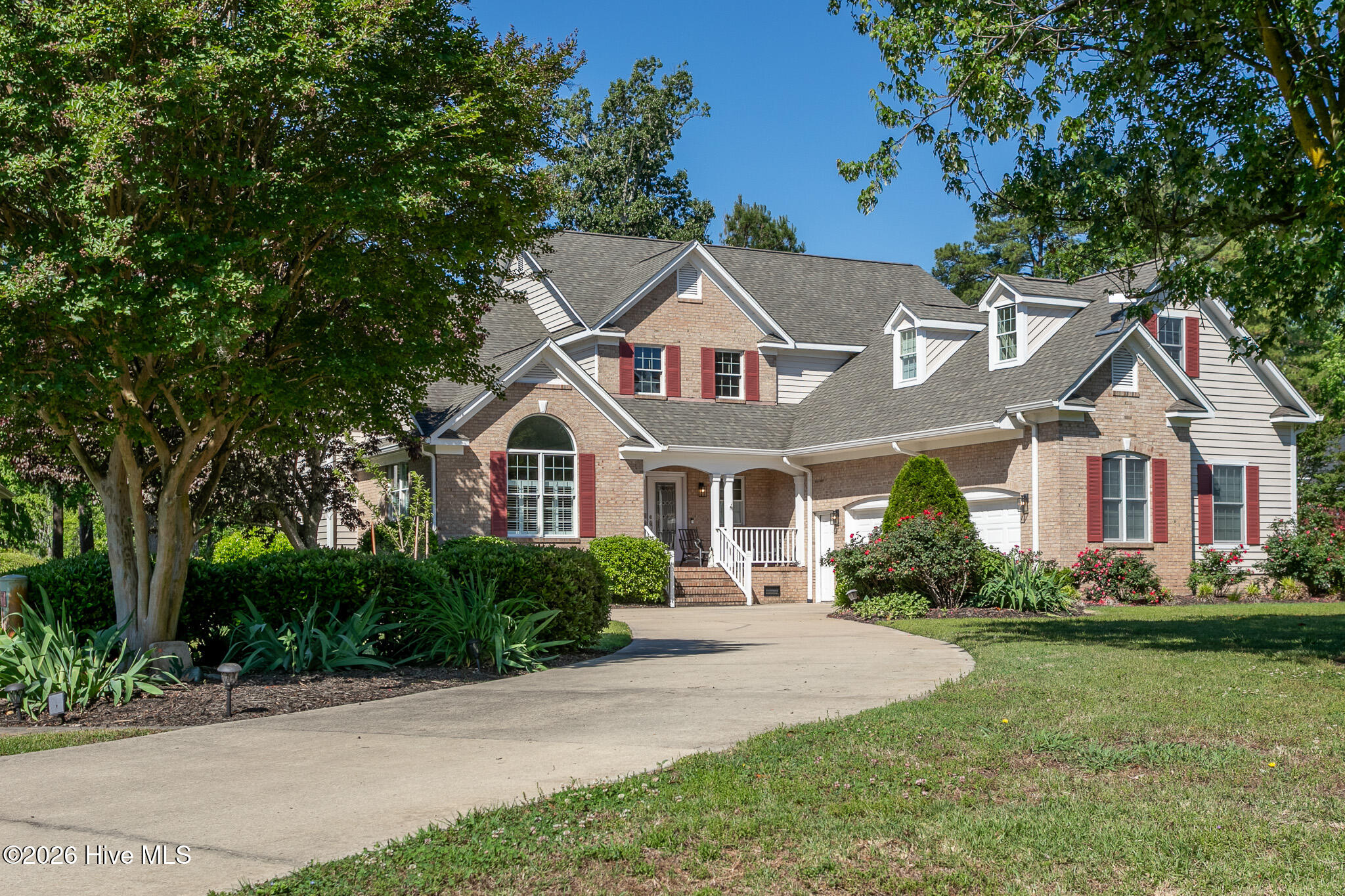 176 Middleton Drive — photo