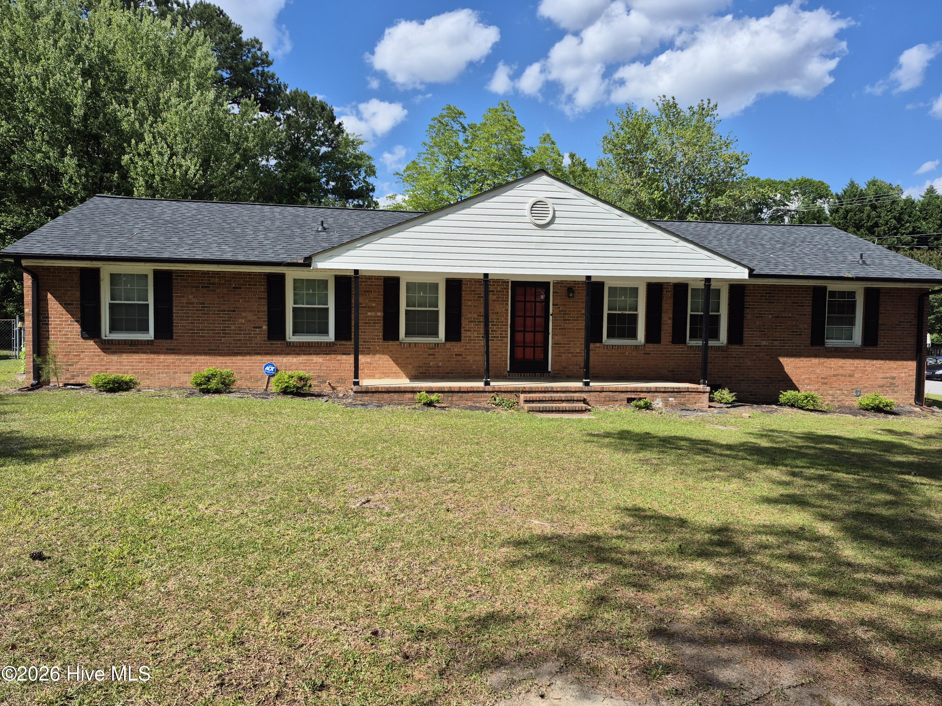 3000 Ridgecrest Drive — photo