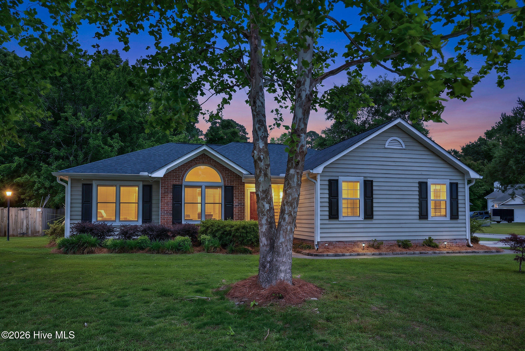 4301 Gatewood Court — photo