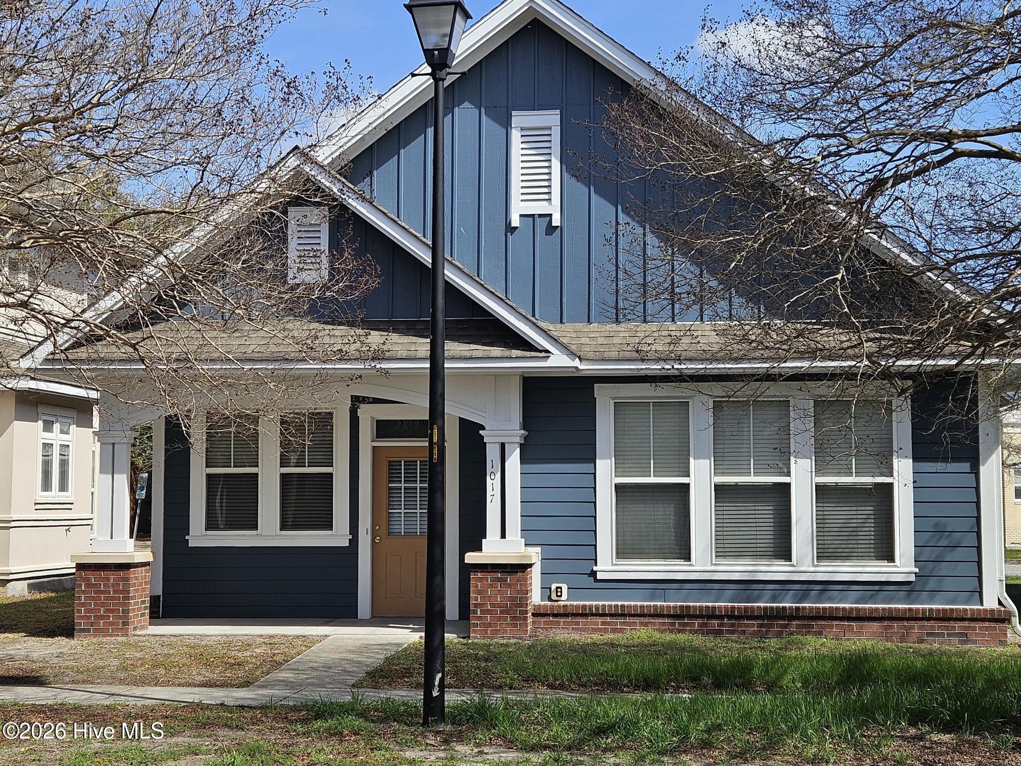 1017 S 8th Street — photo