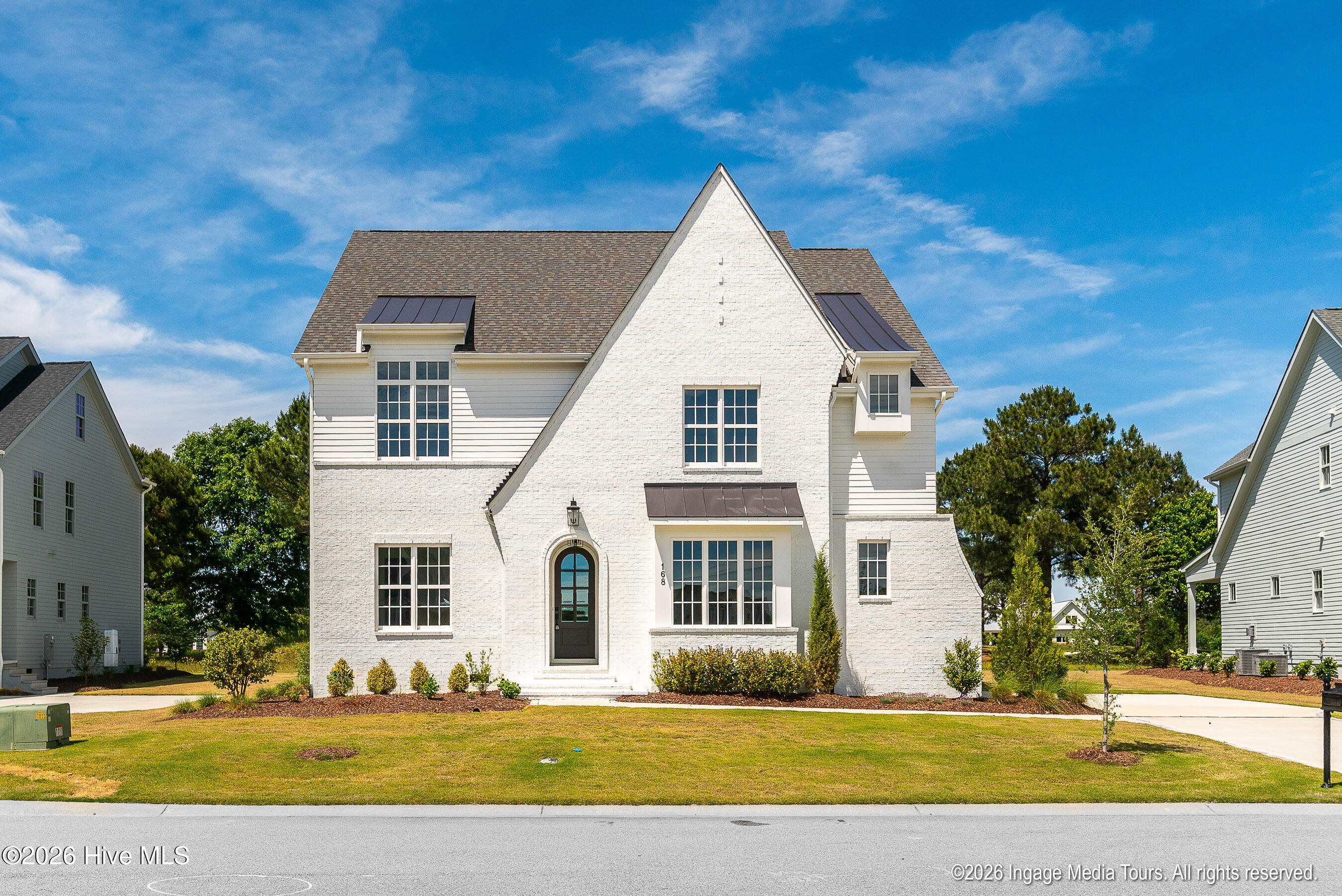 168 Pine Tree Point — photo