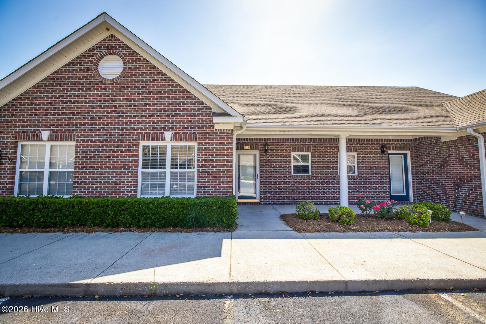 218 Eucalyptus Lane — photo