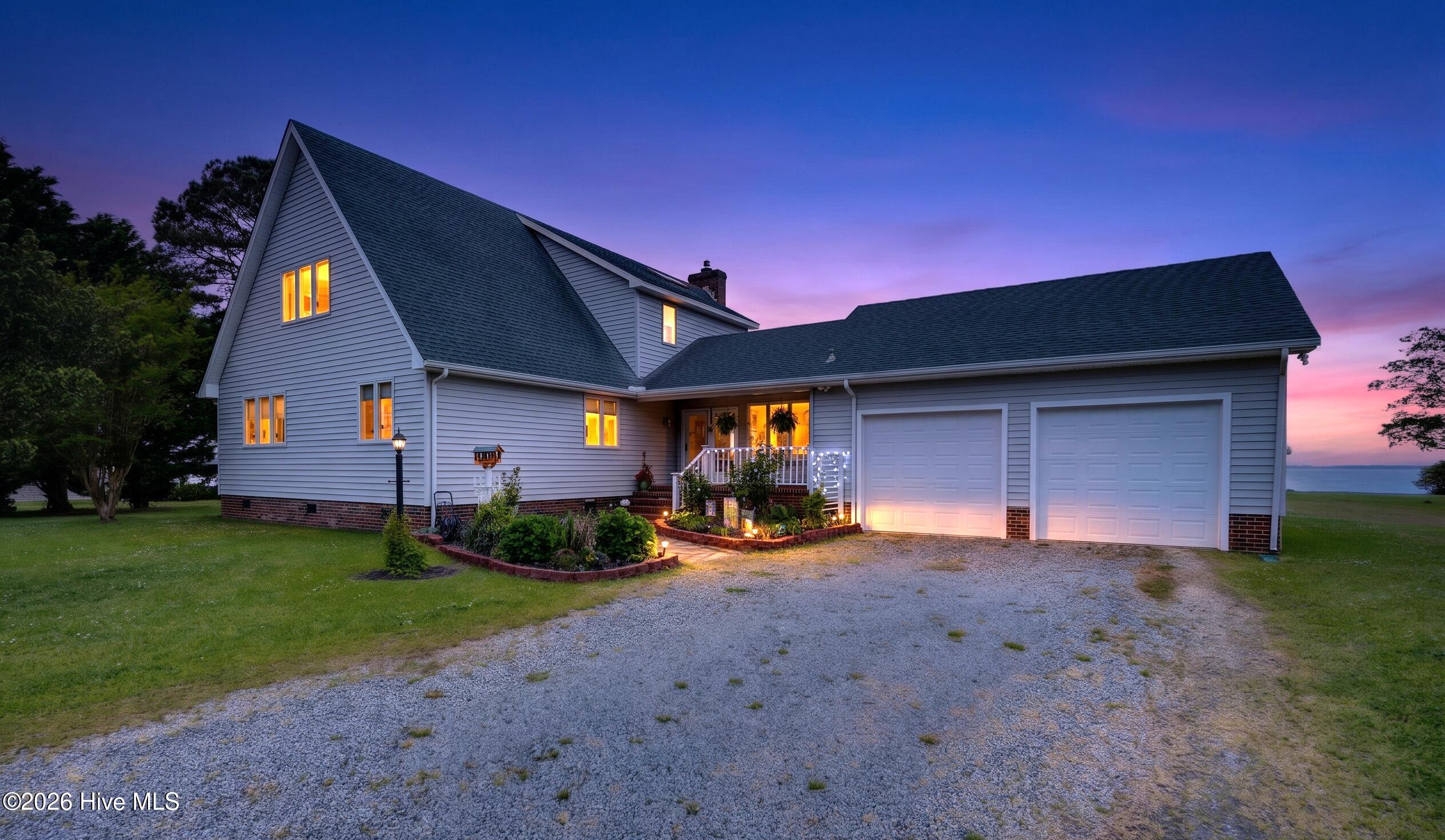 556 Mallard Cove — photo