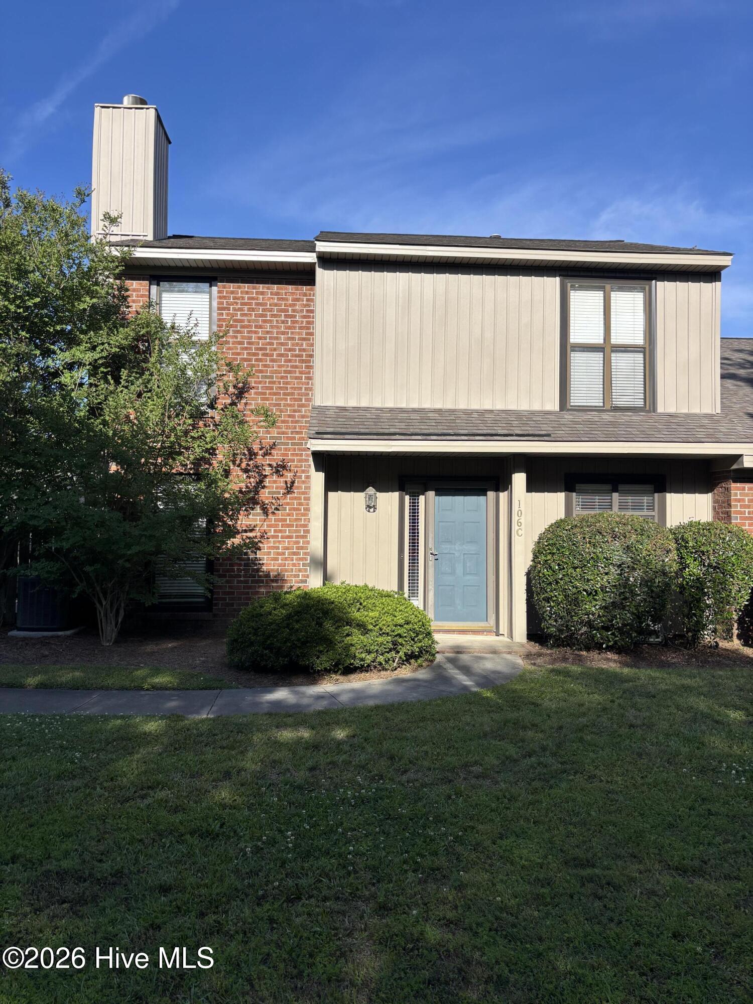 106 Sunshine Lane C — photo