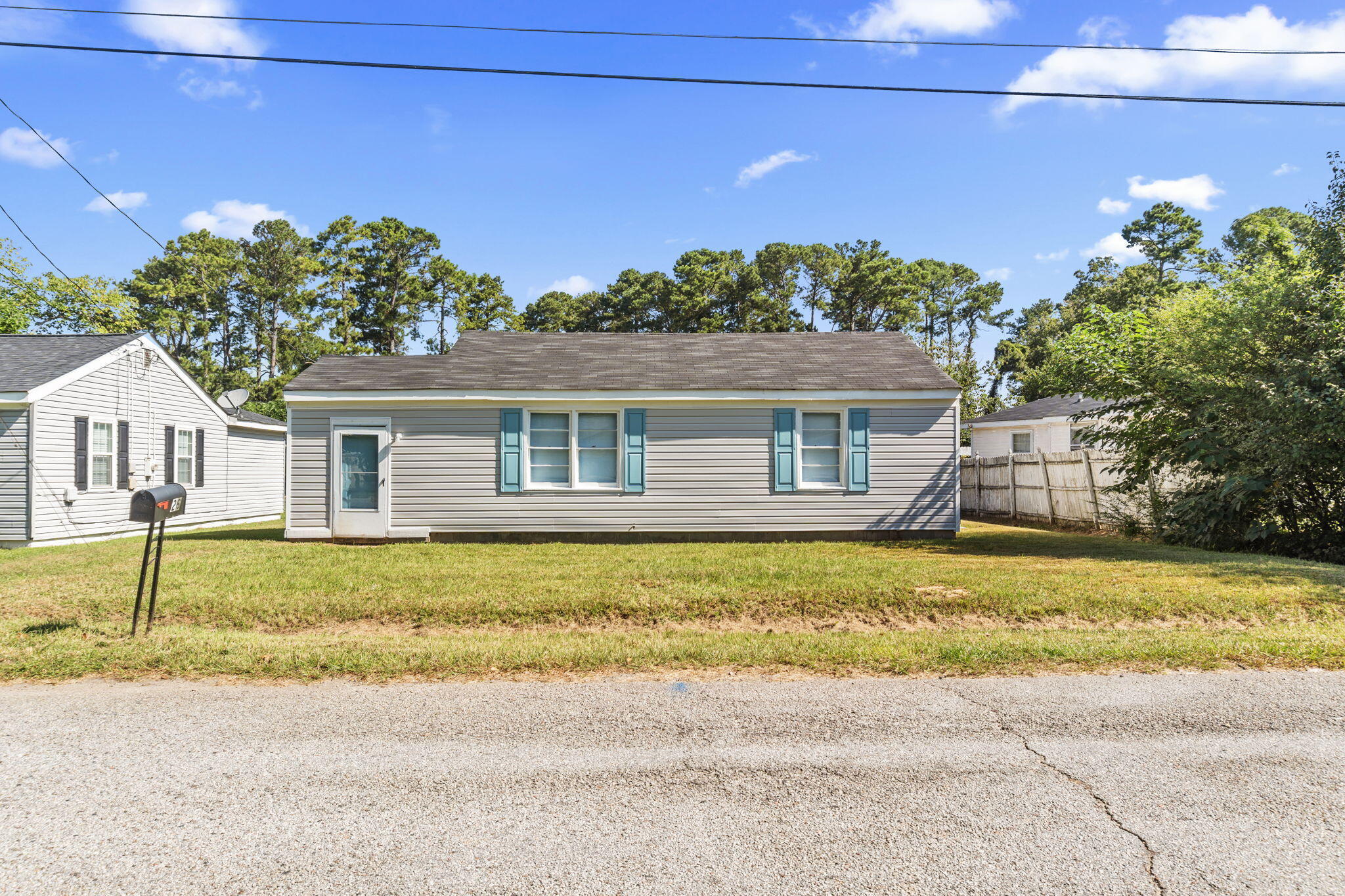 526 Rachael Street — photo