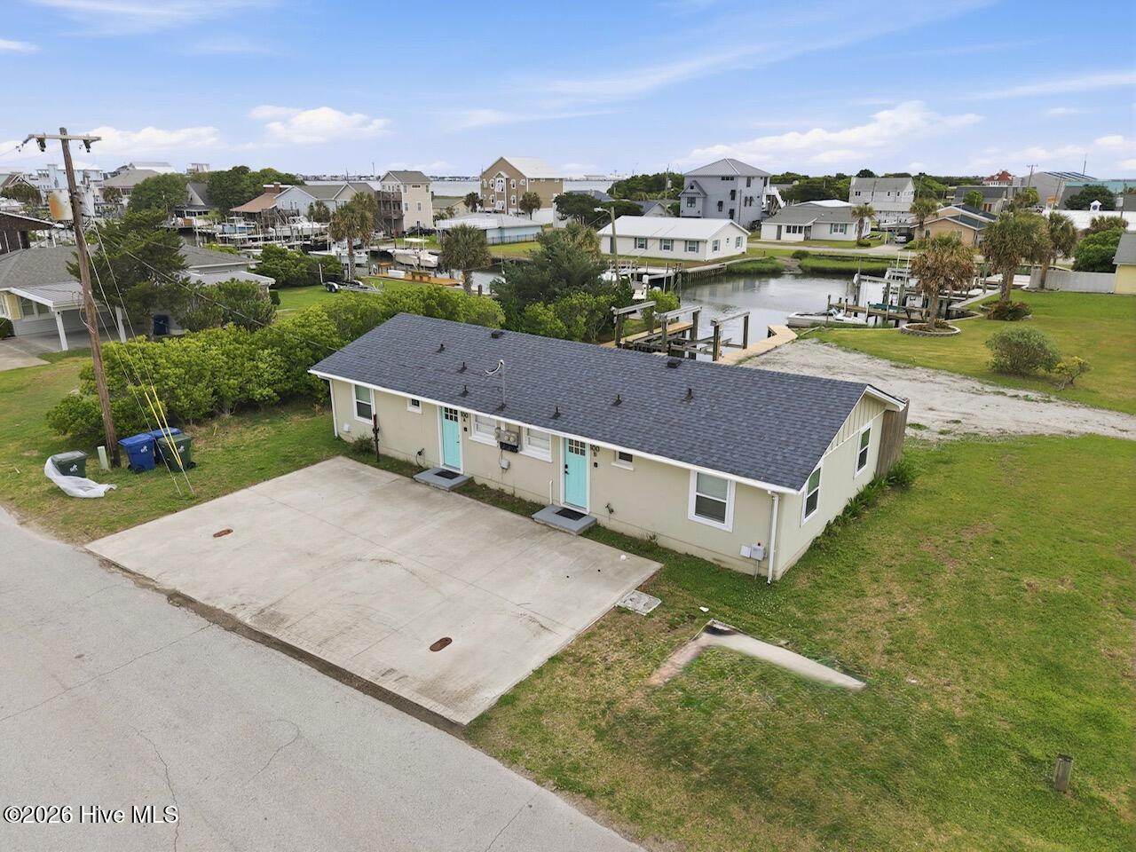 100 E Bogue Sound Drive — photo