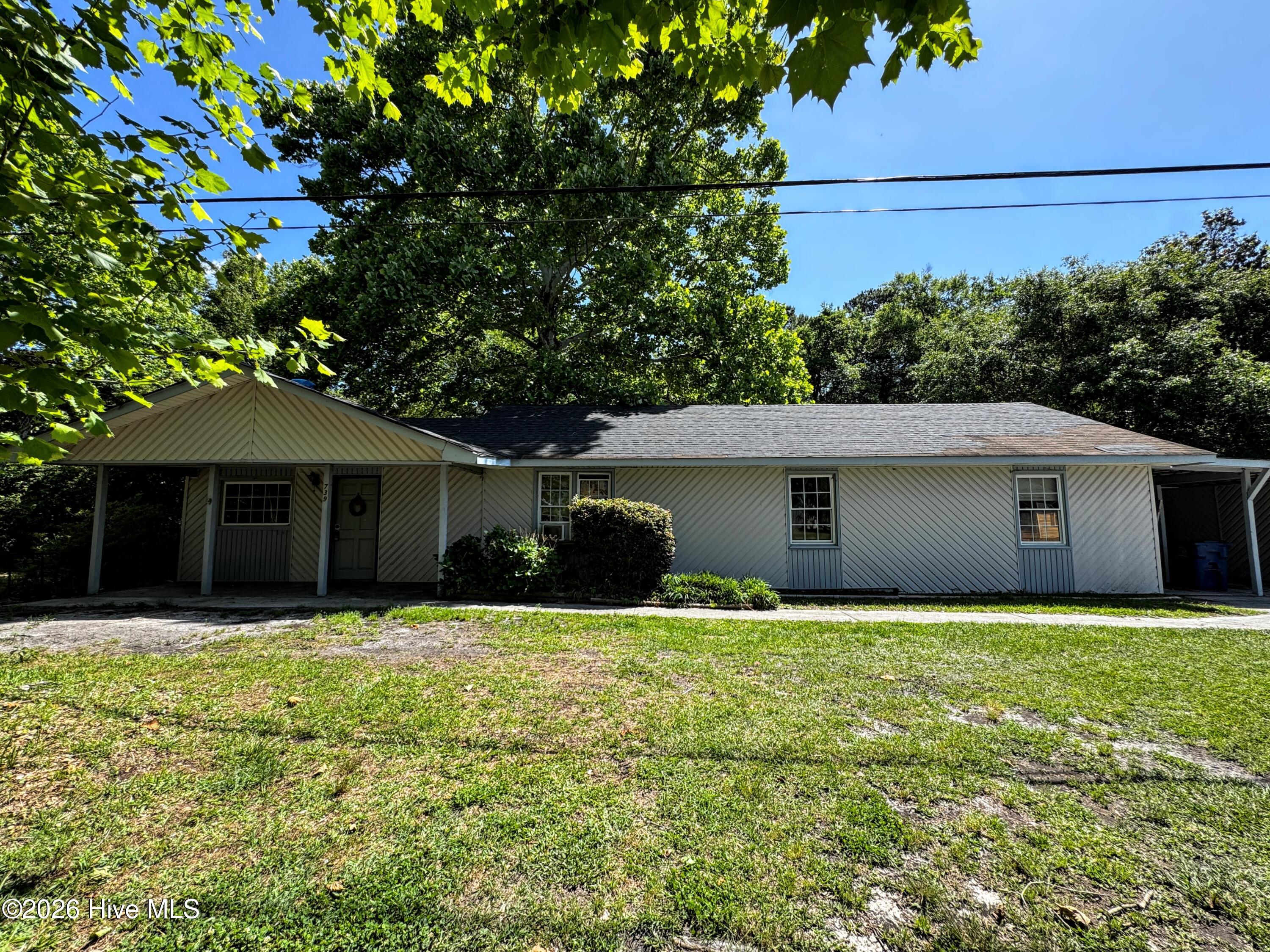 739 Sloop Point Road — photo