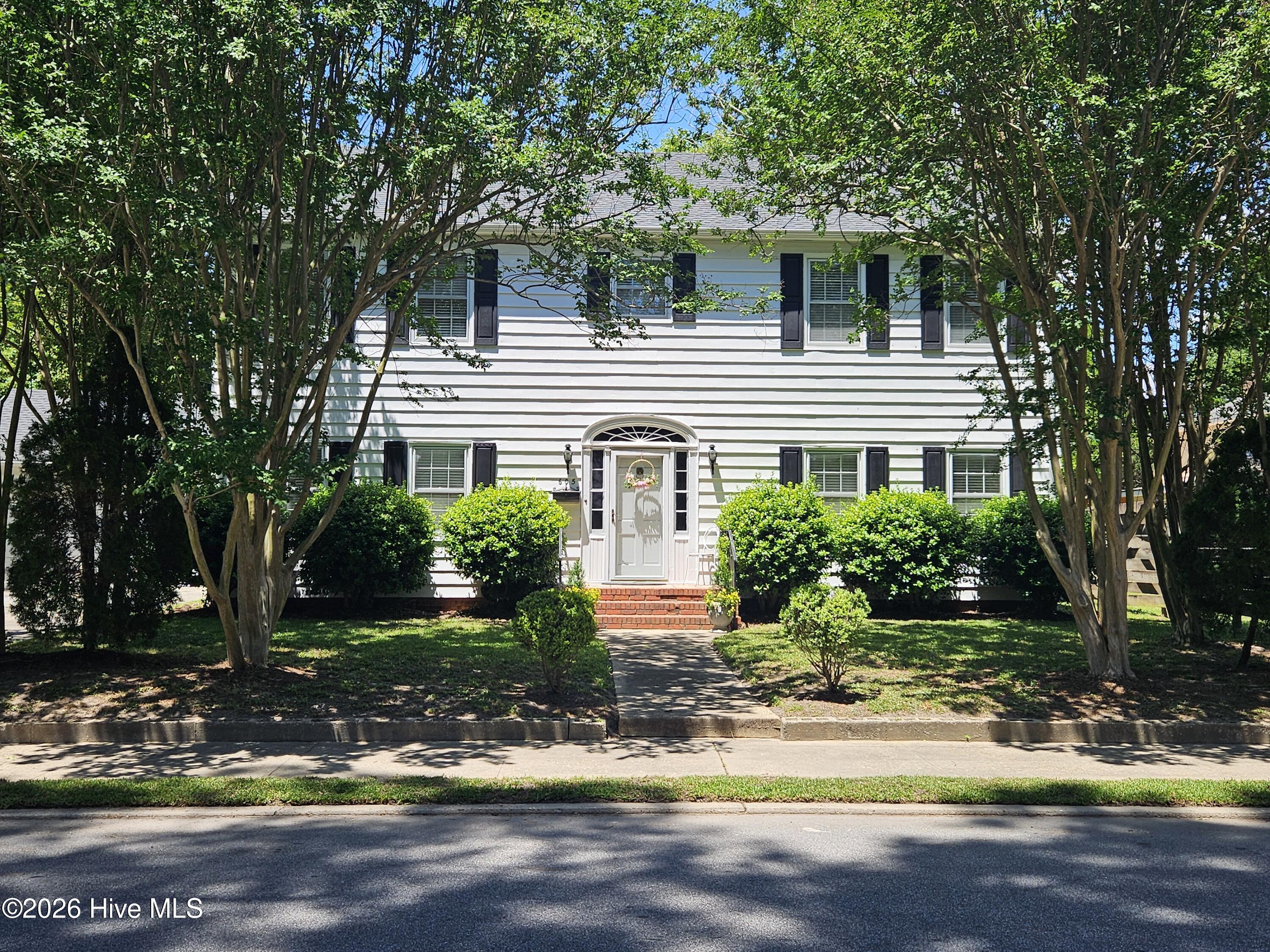 605 W Cutchin Street — photo