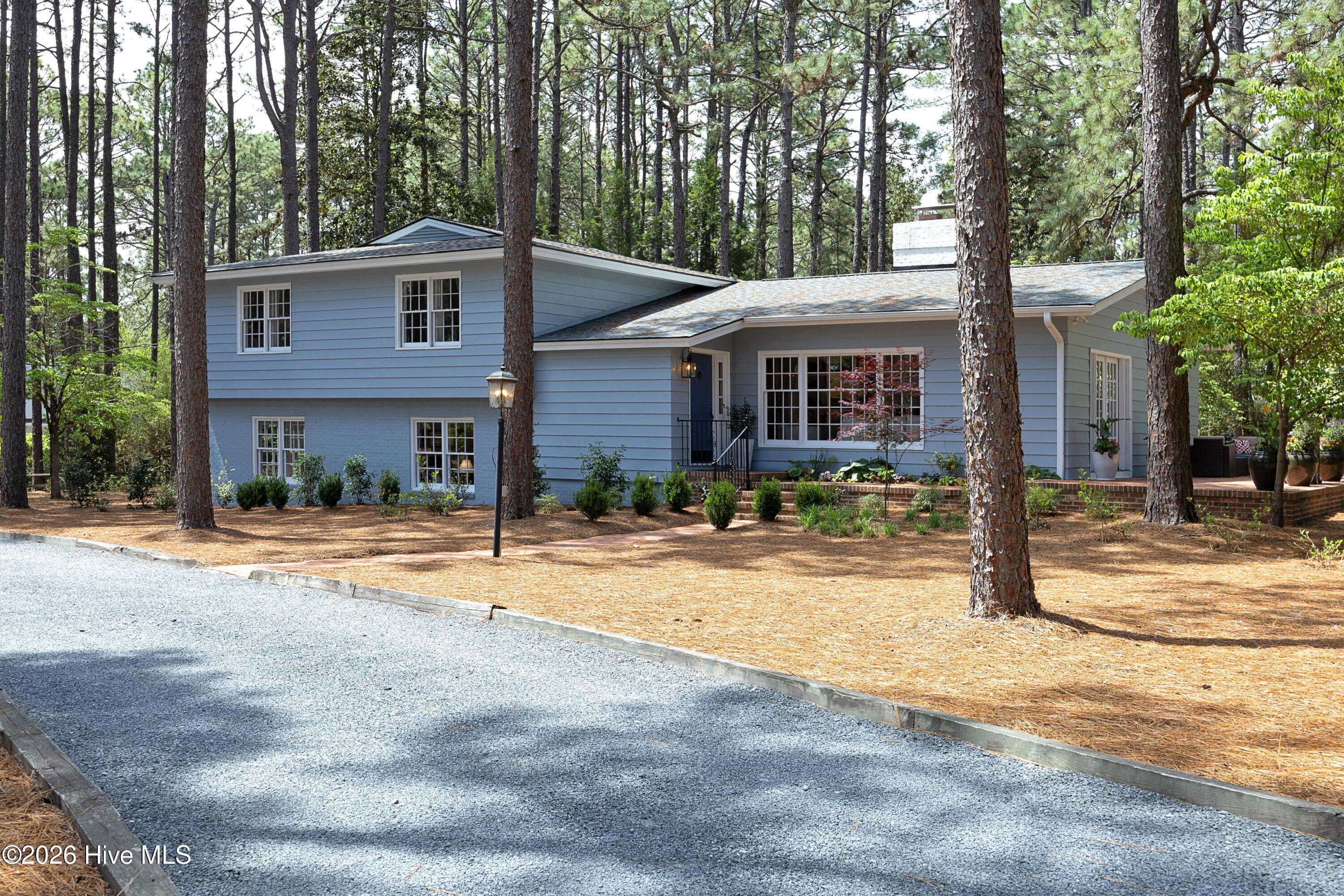 45 Huntington Valley Drive — photo